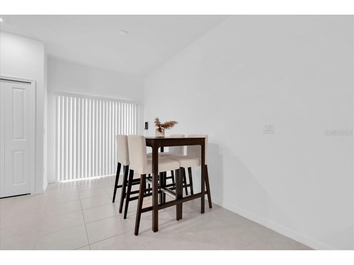 8211 Crescent Oaks Drive New Port Richey FL 34655 W7879174 image11