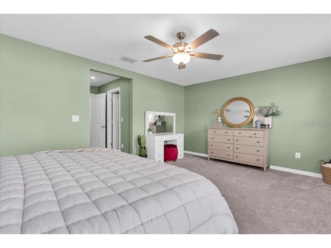 8211 Crescent Oaks Drive New Port Richey FL 34655 W7879174 image14