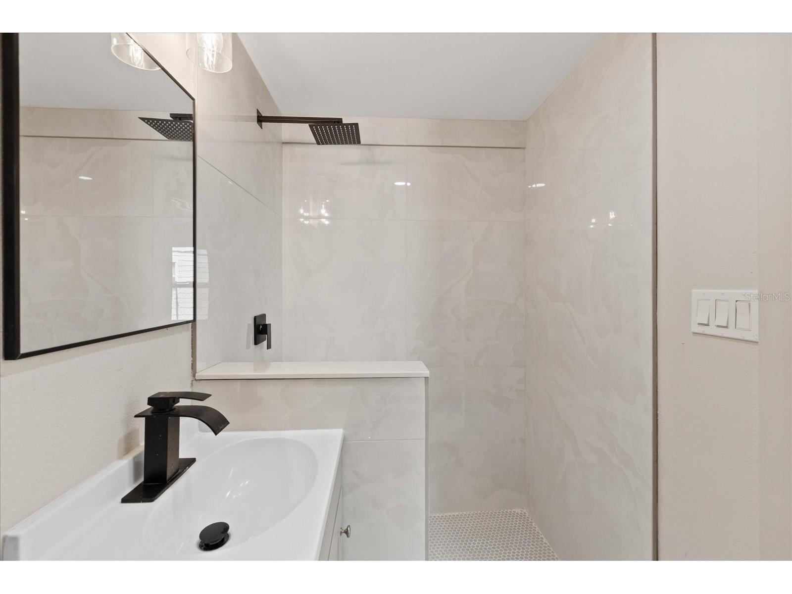 8211 Diagonal Road N Saint Petersburg FL 33702 W7887127 image16