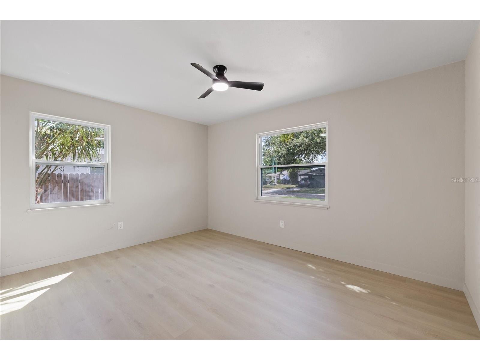 8211 Diagonal Road N Saint Petersburg FL 33702 W7887127 image18