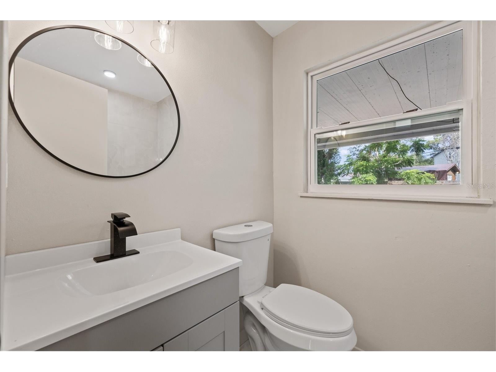 8211 Diagonal Road N Saint Petersburg FL 33702 W7887127 image22