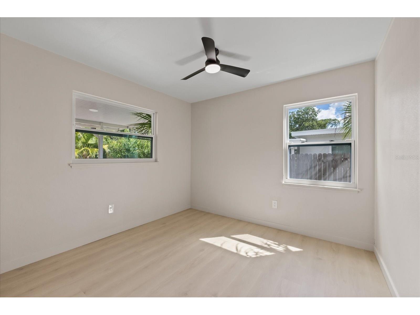 8211 Diagonal Road N Saint Petersburg FL 33702 W7887127 image24