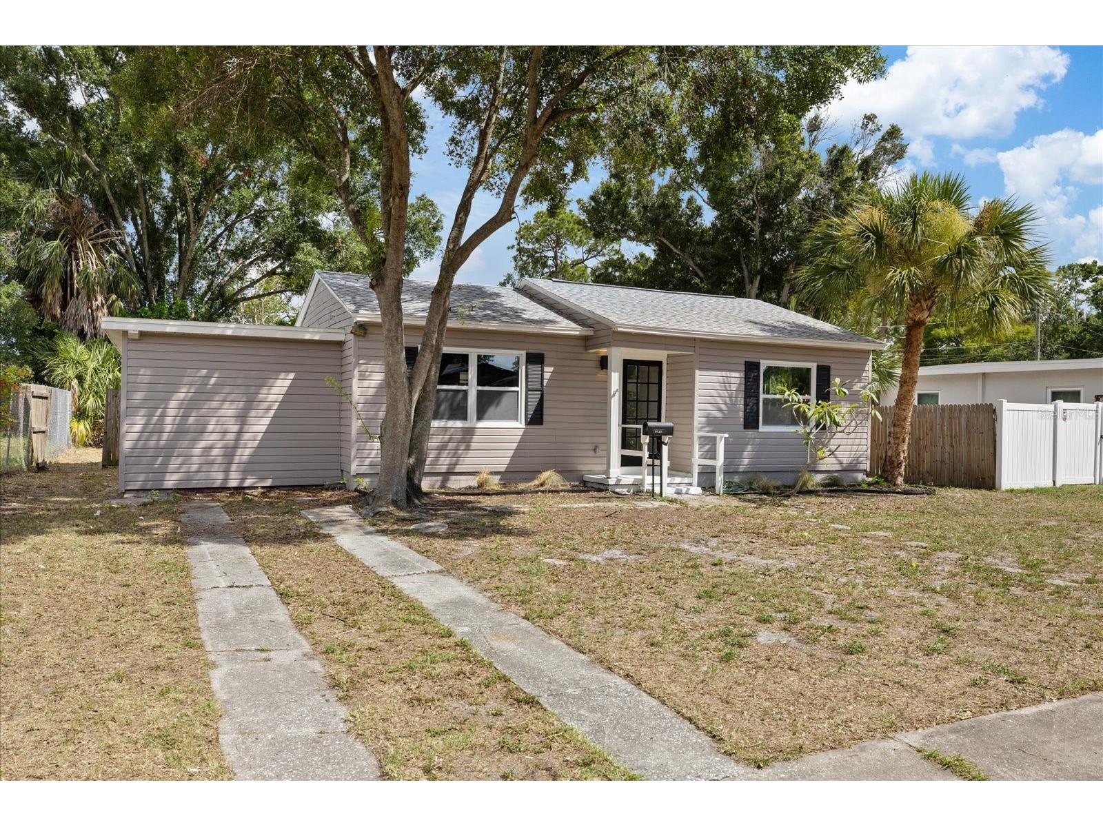 8211 Diagonal Road N Saint Petersburg FL 33702 W7887127 image3