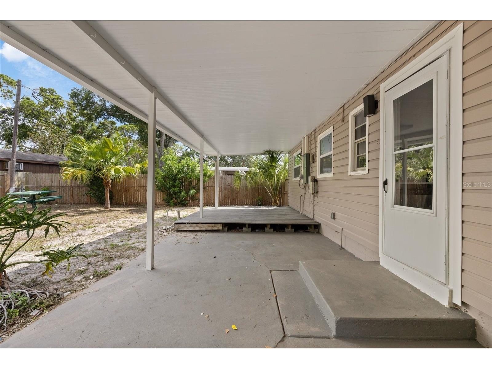 8211 Diagonal Road N Saint Petersburg FL 33702 W7887127 image31