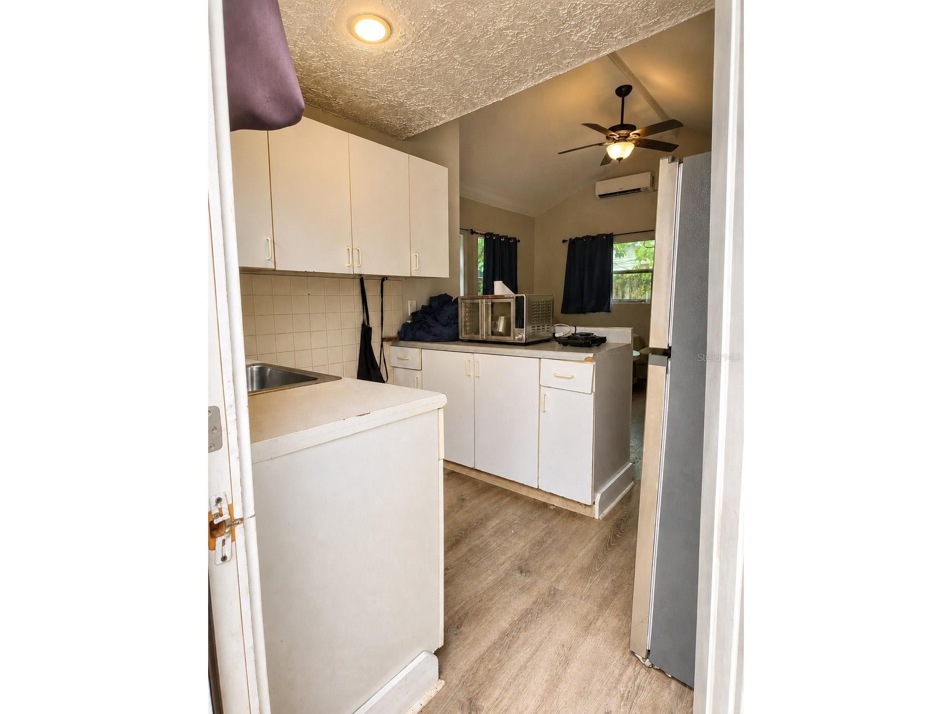 8211 N 10th Street Tampa FL 33604 TB8519588 image17