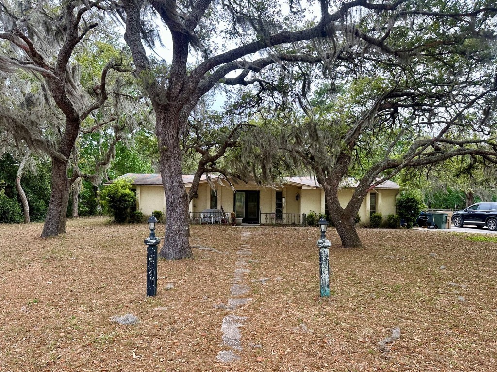 8211 Tanglewood Drive New Port Richey FL 34654 W7854009 image1