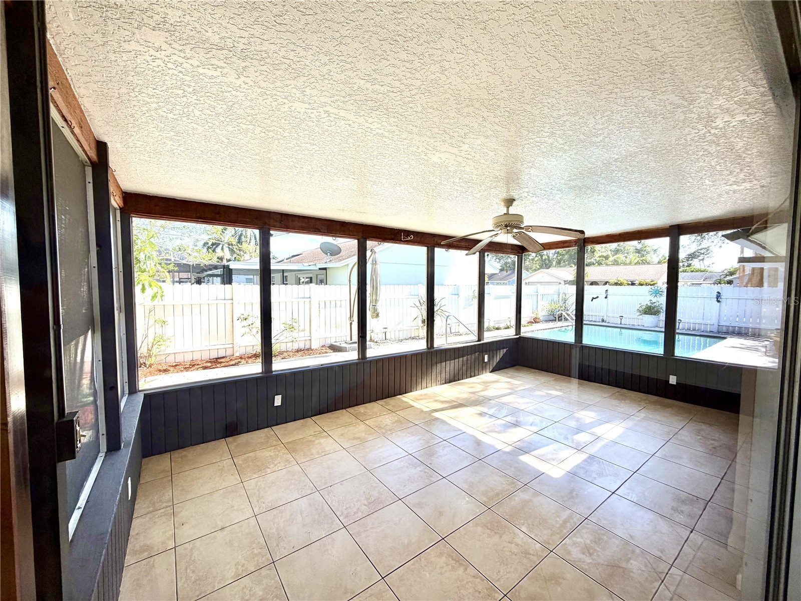 8212 101st Court Seminole FL 33777 TB8511137 image11