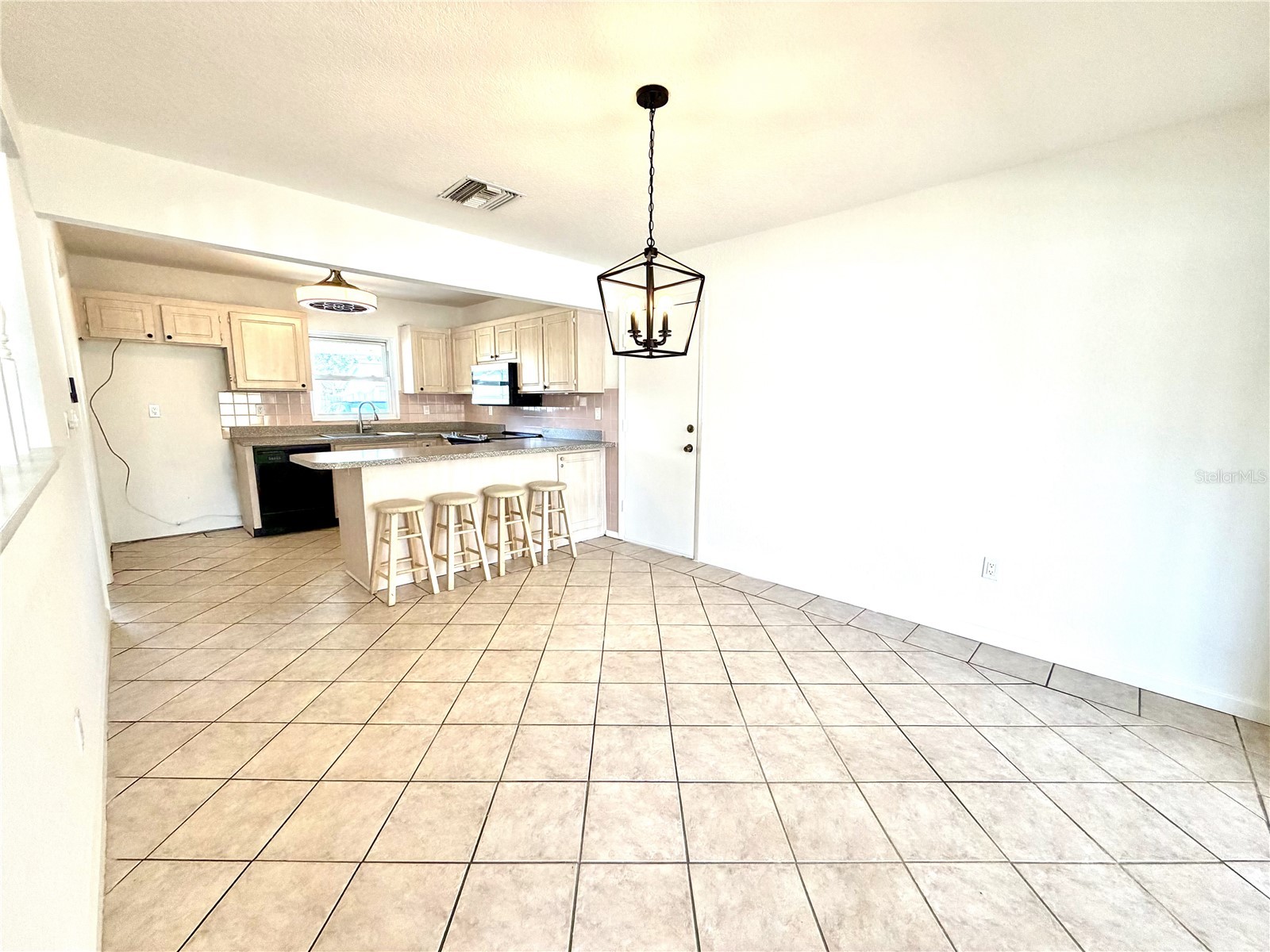 8212 101st Court Seminole FL 33777 TB8511137 image8