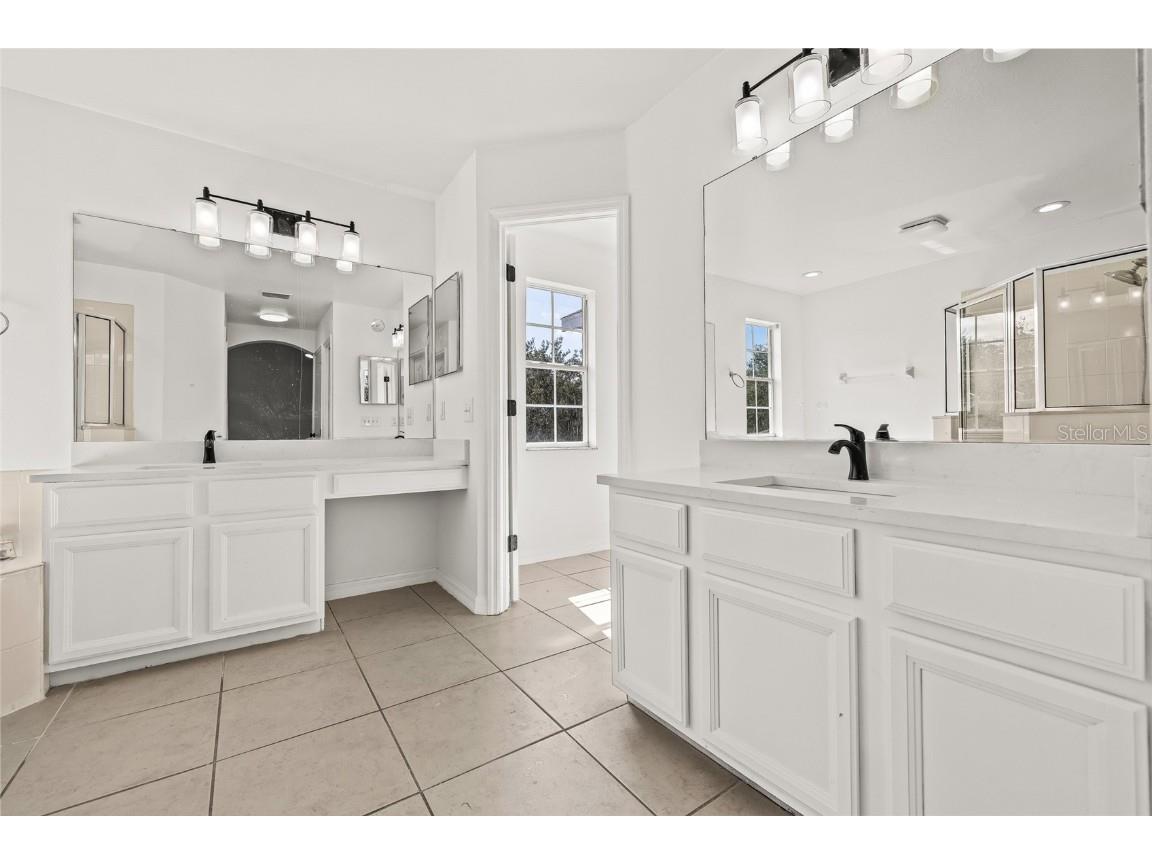 8212 Cypress Breeze Way Tampa FL 33647 TB8440207 image34