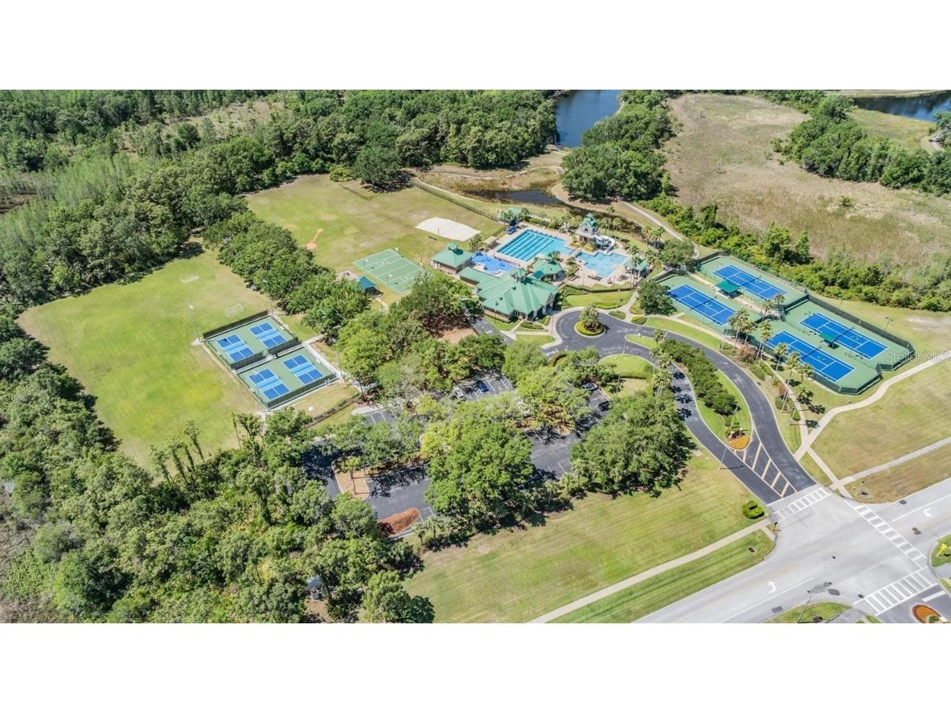 8212 Cypress Breeze Way Tampa FL 33647 TB8440207 image55