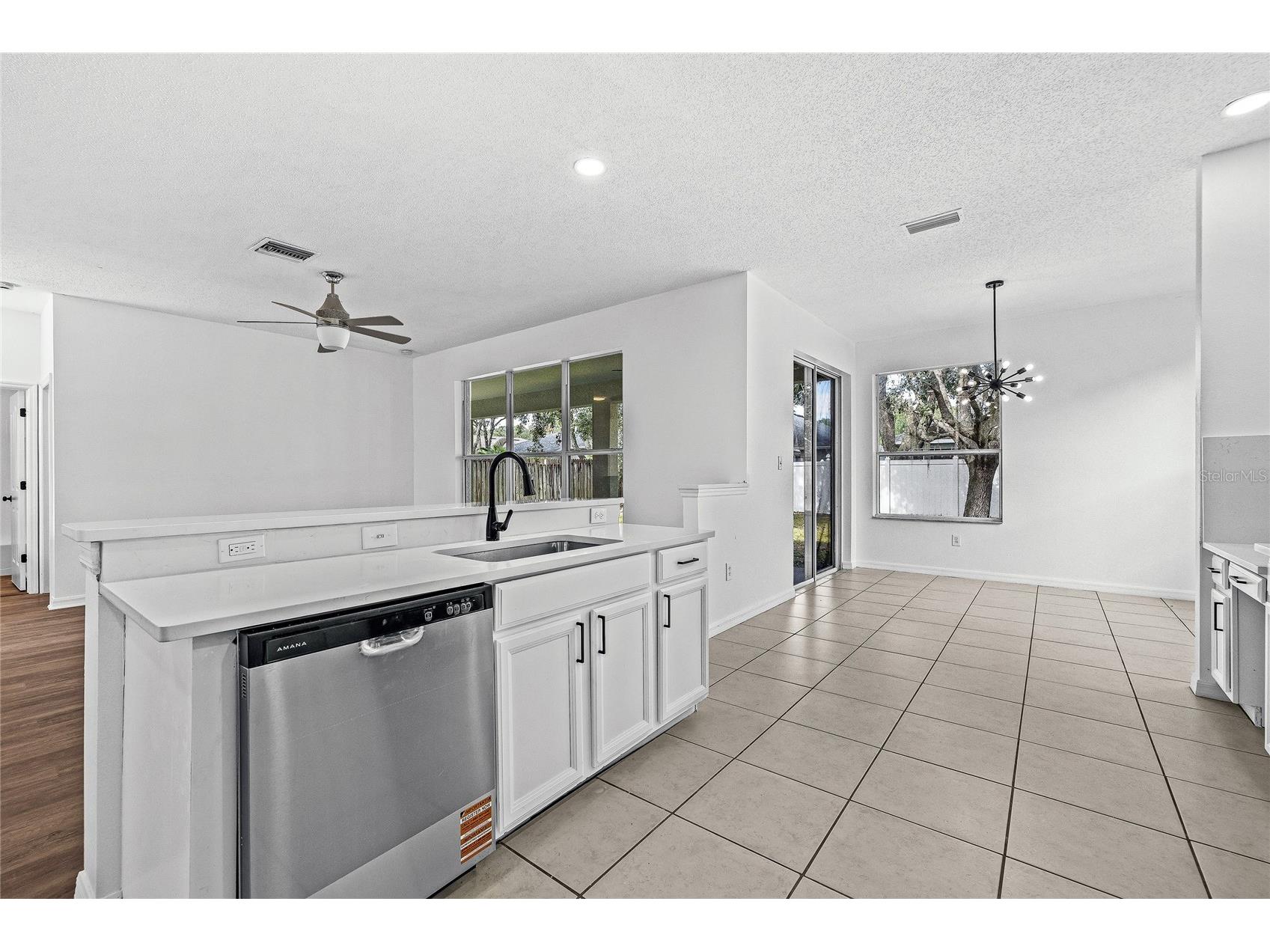 8212 Cypress Breeze Way Tampa FL 33647 TB8485724 image24