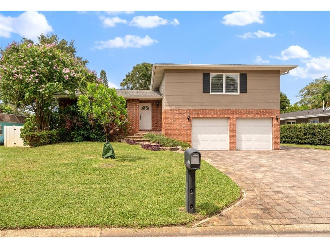 8212 Forest Circle Seminole FL 33776 TB8302894 image1