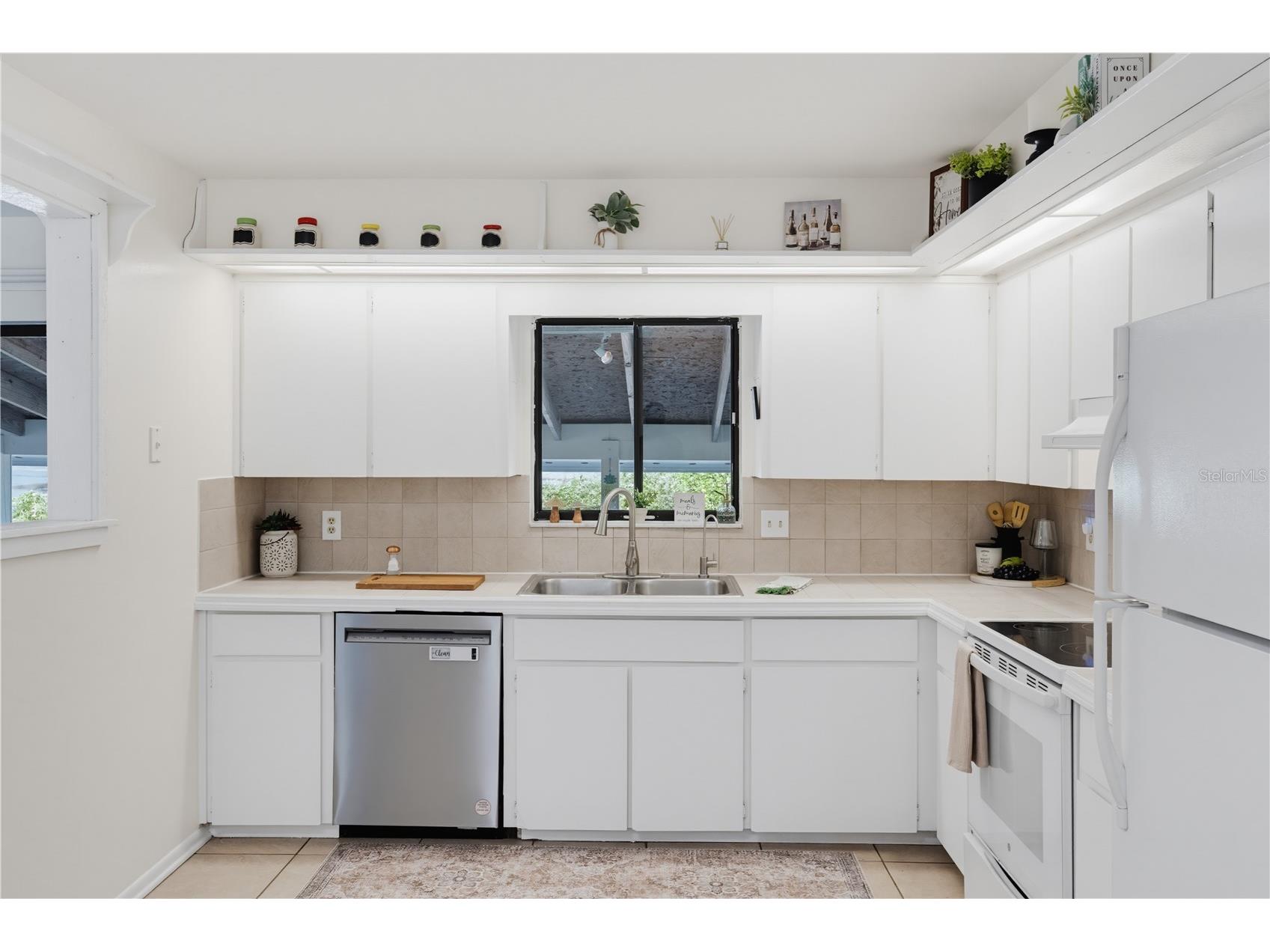 8212 Gandy Way Orlando FL 32810 - LAKE GANDY W7886519 image13
