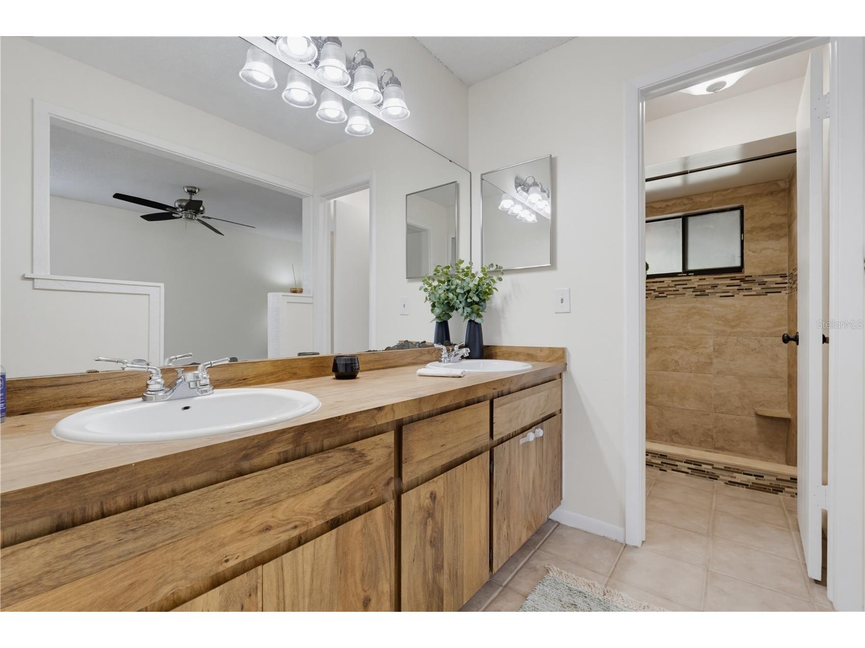 8212 Gandy Way Orlando FL 32810 - LAKE GANDY W7886519 image22