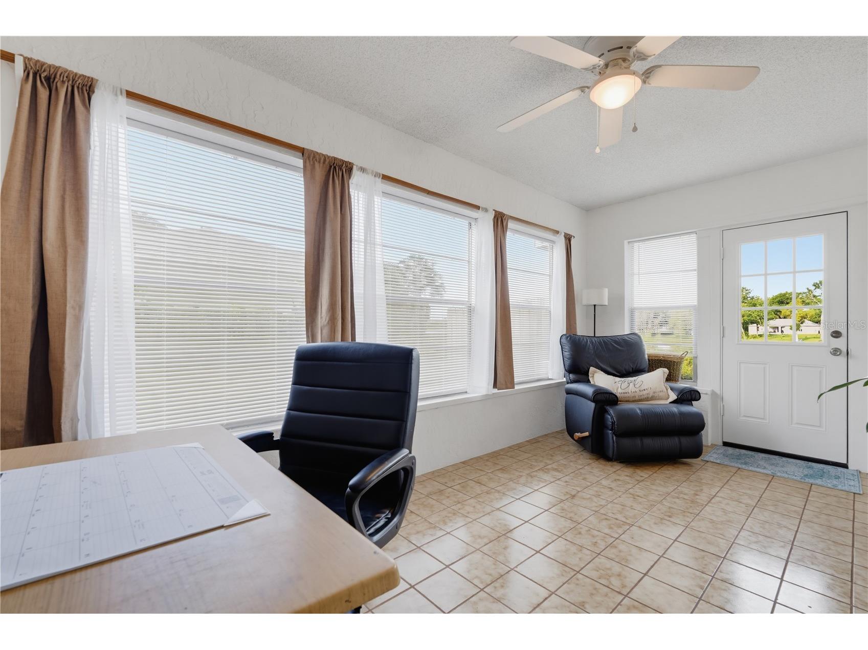 8212 Gandy Way Orlando FL 32810 - LAKE GANDY W7886519 image34