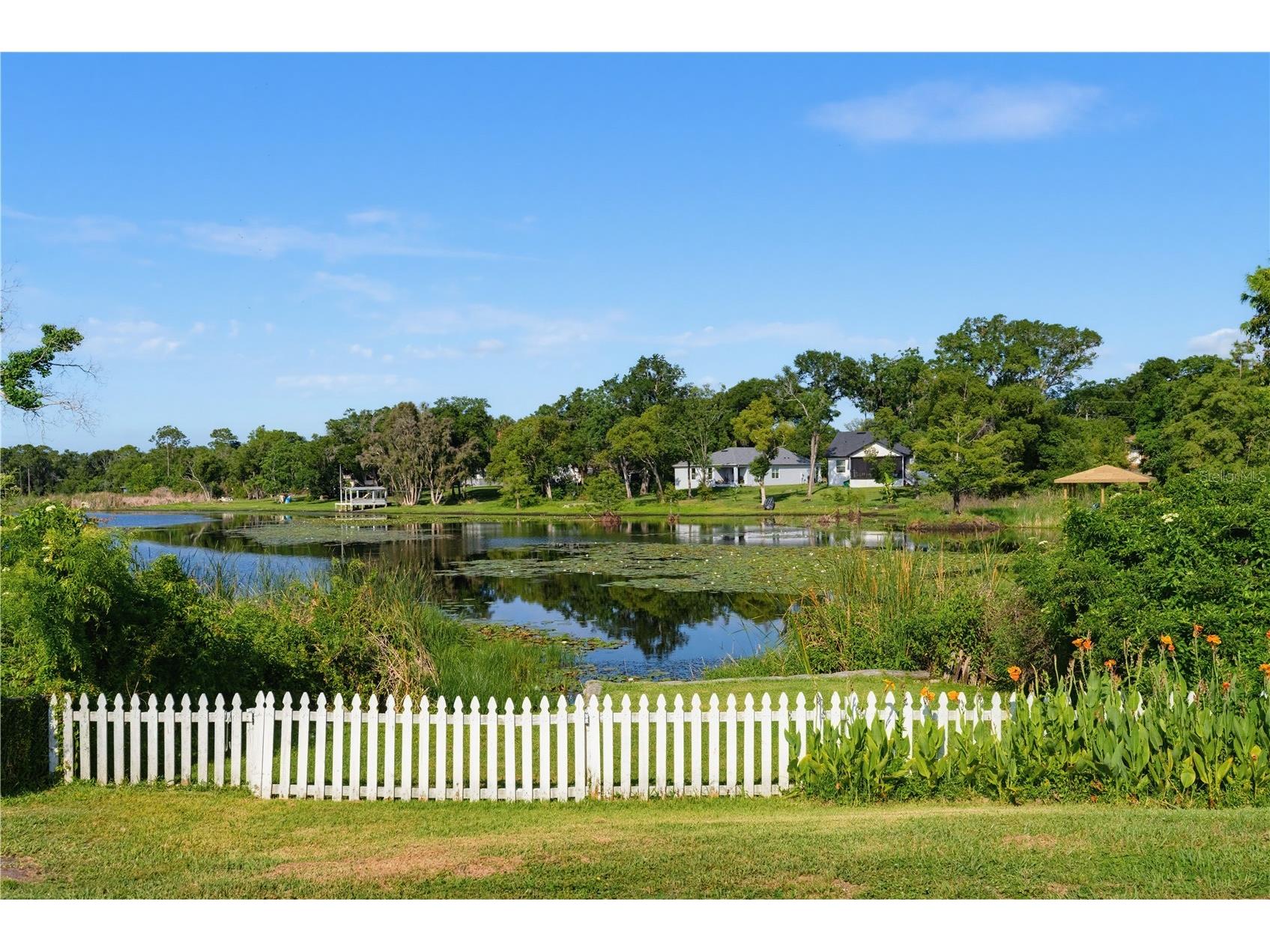 8212 Gandy Way Orlando FL 32810 - LAKE GANDY W7886519 image4