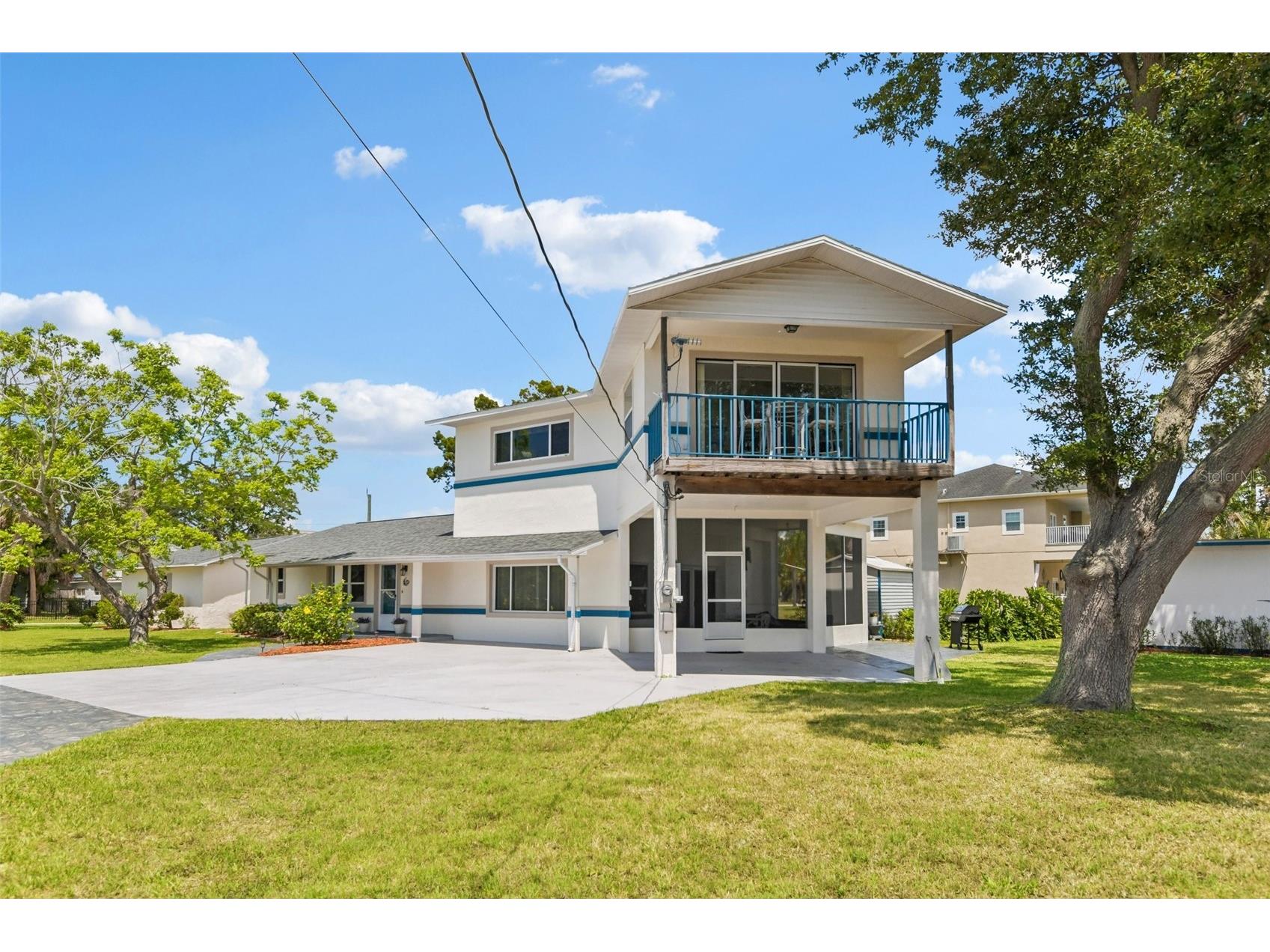 8212 Hayward Lane Port Richey FL 34668 - GULF & MILLERS BAYOU W7885624 image3