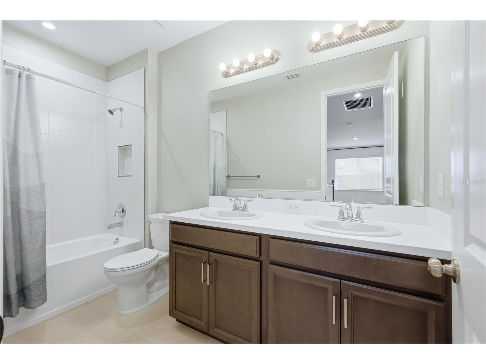 8212 Shooting Star Rd Sarasota FL 34241 A4695016 image50