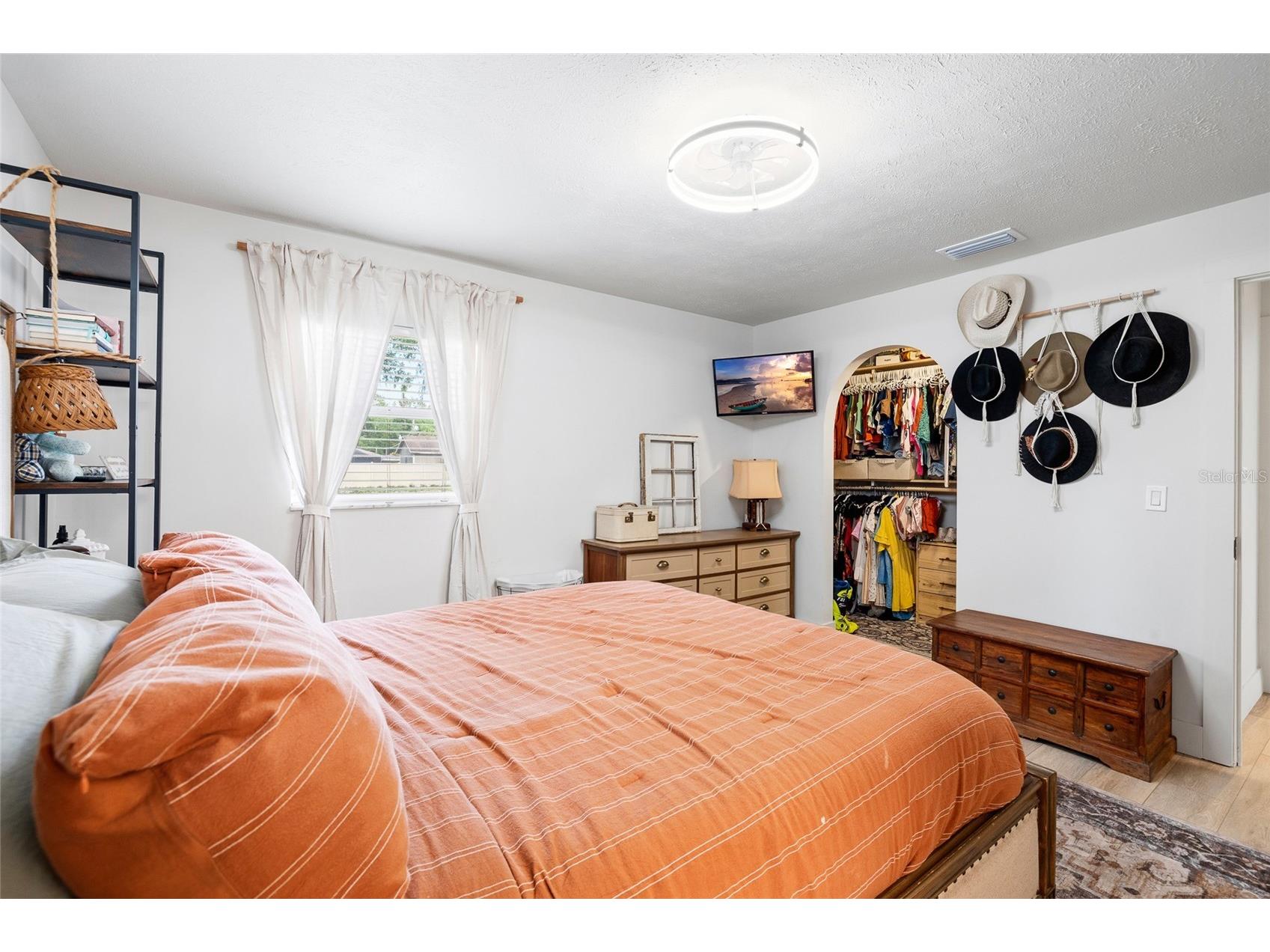 8212 Sunny Vale Place Tampa FL 33615 TB8507607 image20