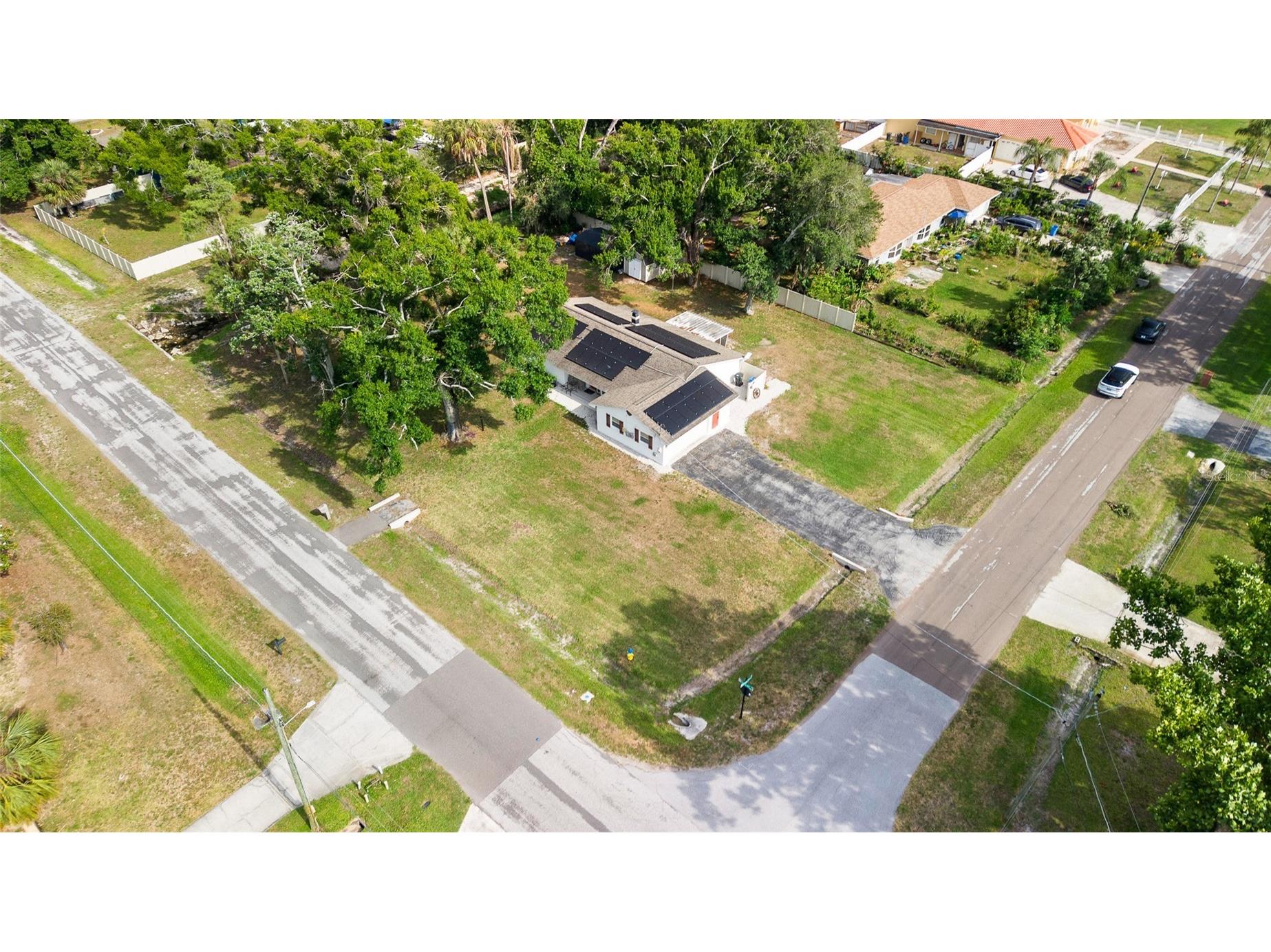 8212 Sunny Vale Place Tampa FL 33615 TB8507607 image3