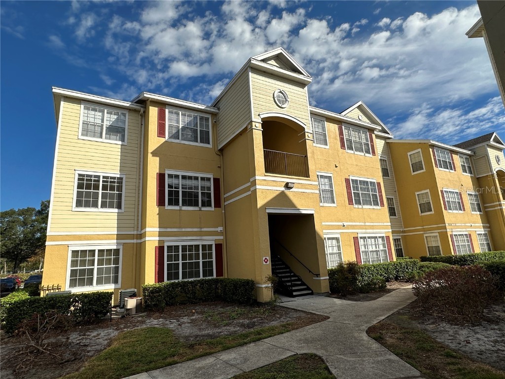 8213 Claire Ann Drive #108 Orlando FL 32825 O6157100 image1