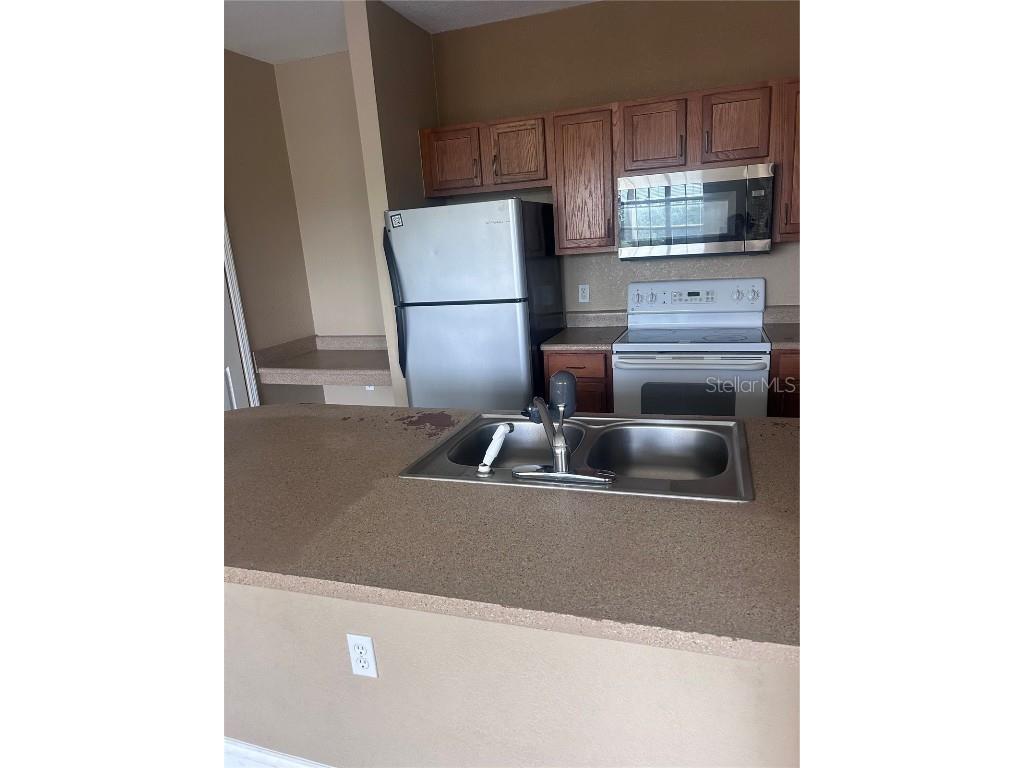 8213 Claire Ann Drive #203 Orlando FL 32825 O6346702 image4