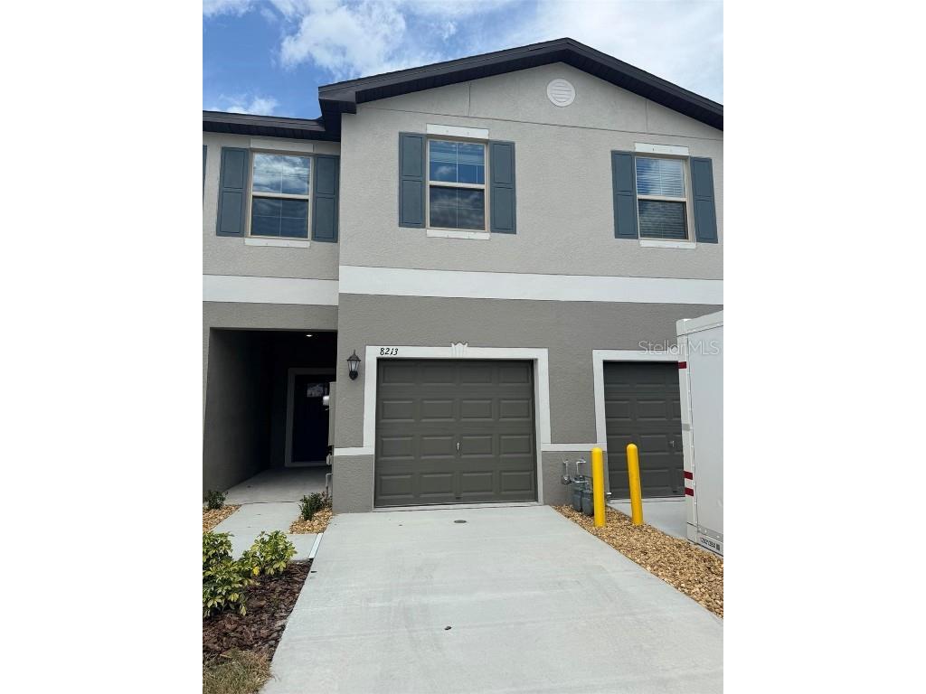 8213 Crescent Oaks Drive New Port Richey FL 34655 W7863215 image1