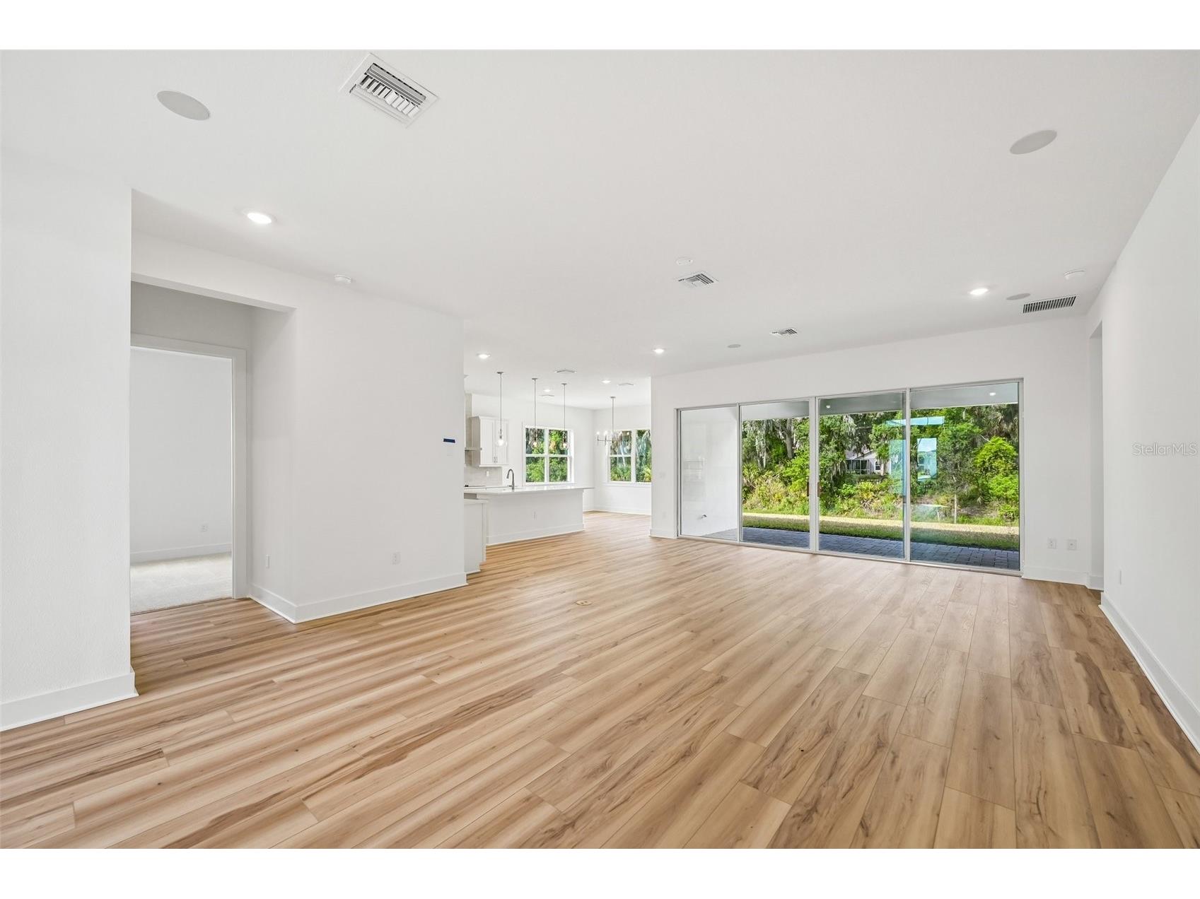 8213 Golden Beach Court Parrish FL 34219 TB8501809 image3