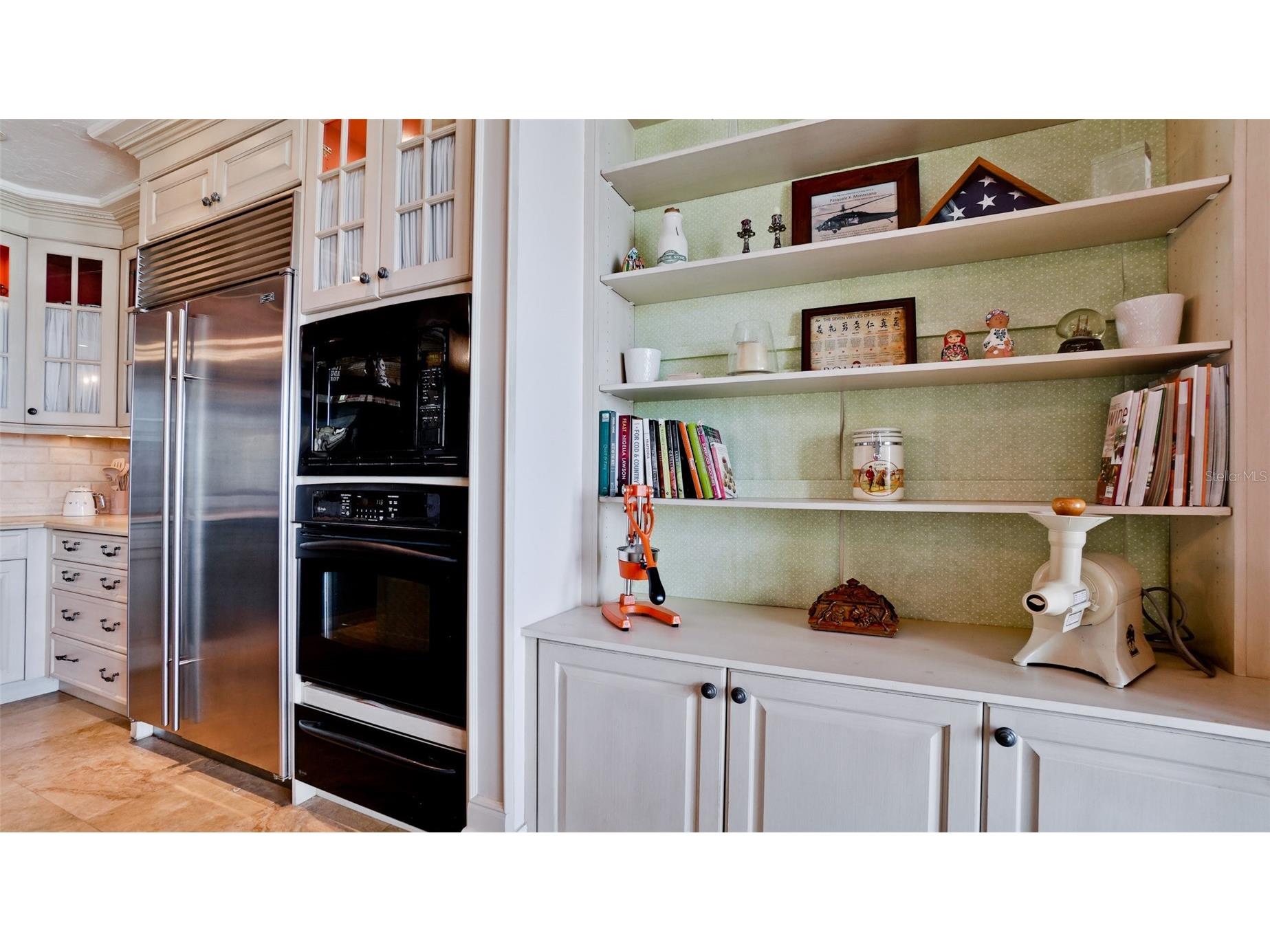 8213 Midnight Pass Road Sarasota FL 34242 A4686208 image17