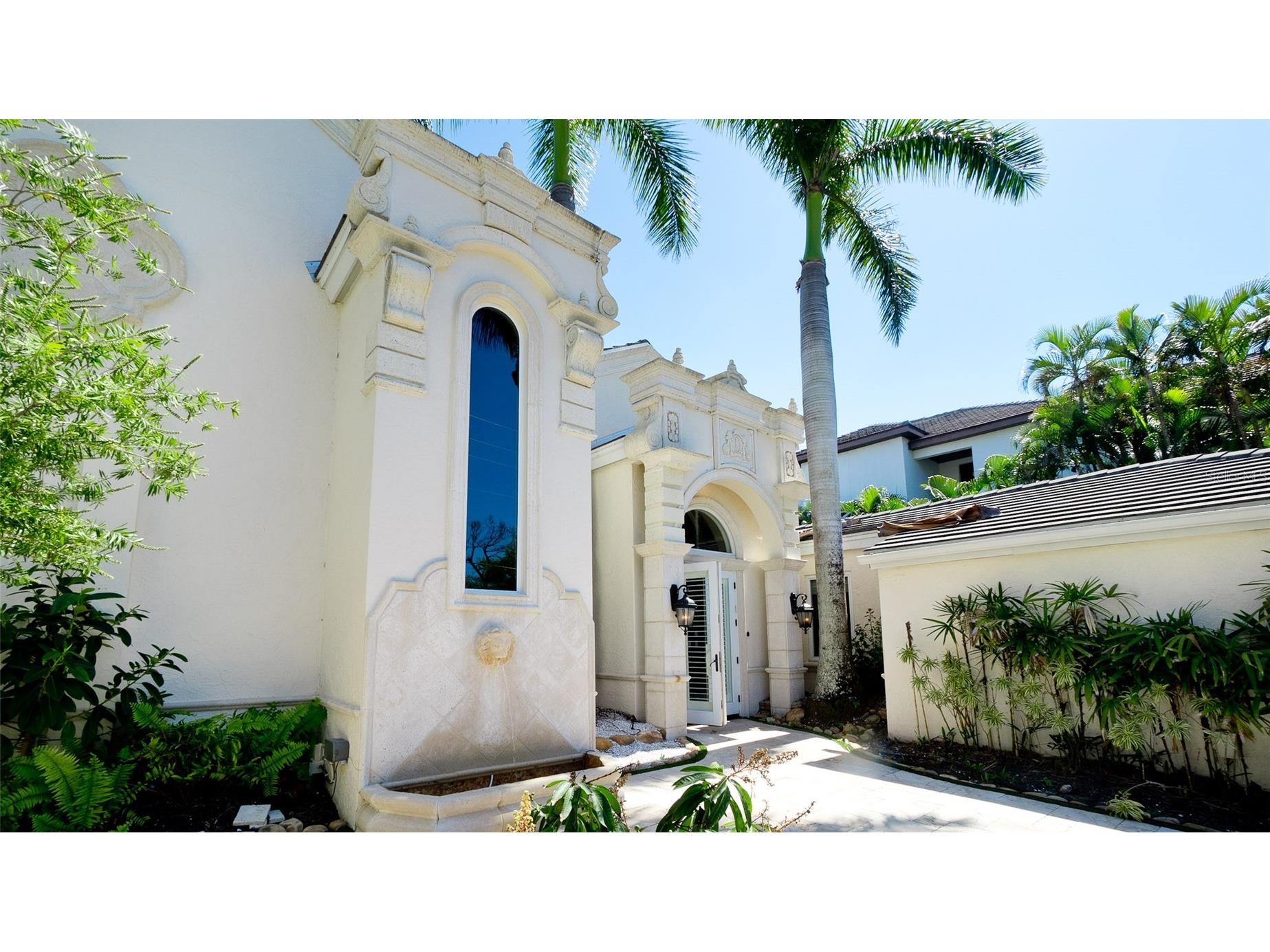 8213 Midnight Pass Road Sarasota FL 34242 A4686208 image7