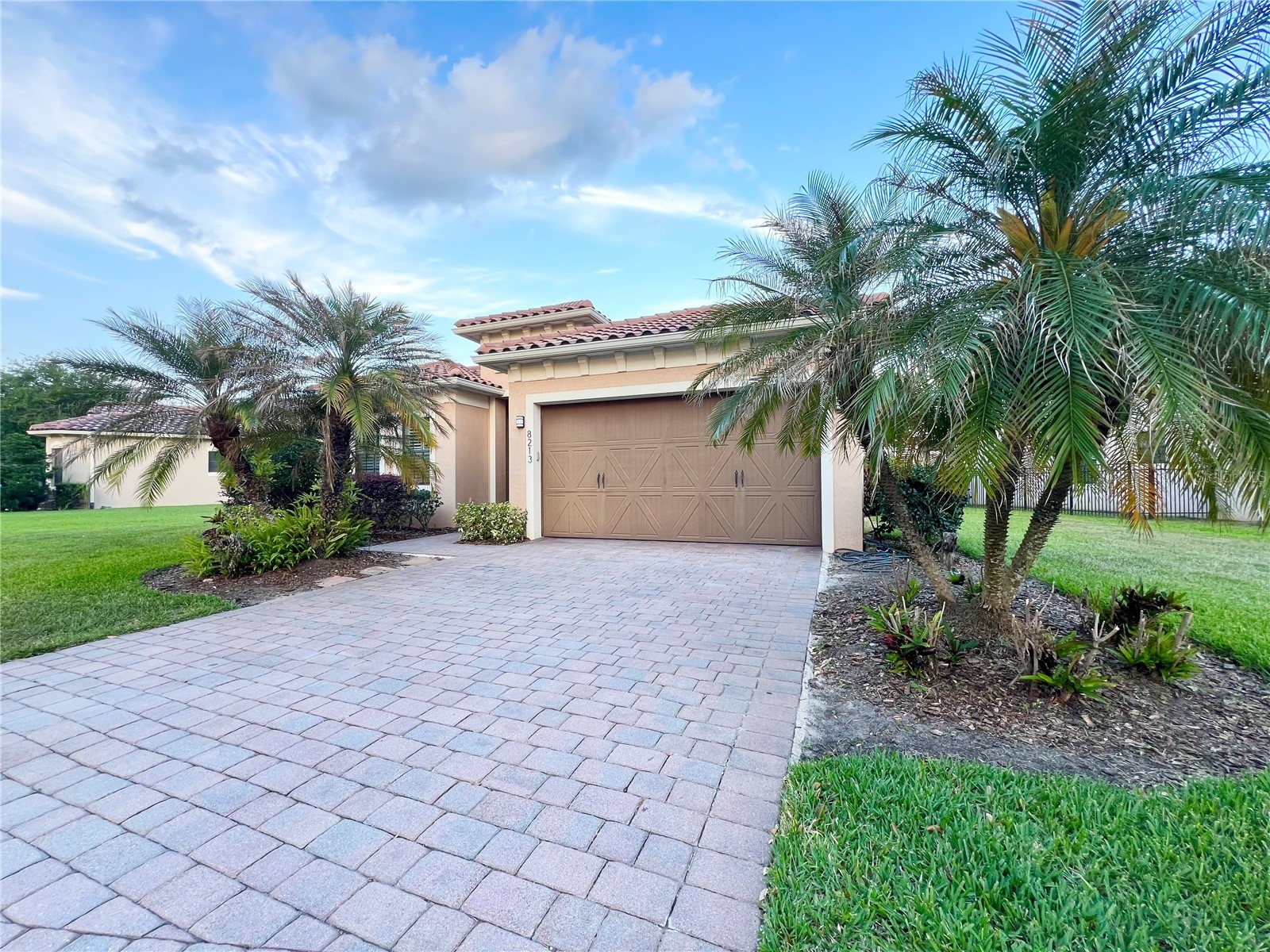 8213 Prestbury Drive Orlando FL 32832 O6404273 image1