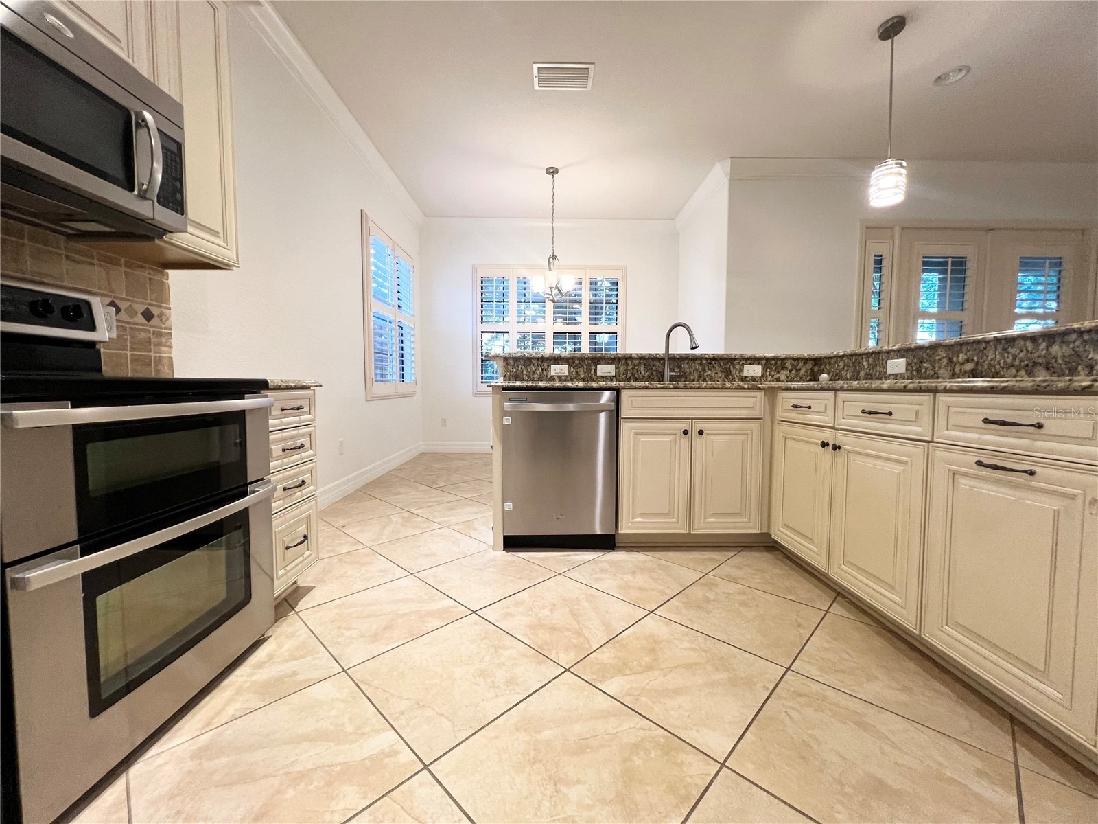 8213 Prestbury Drive Orlando FL 32832 O6404273 image11