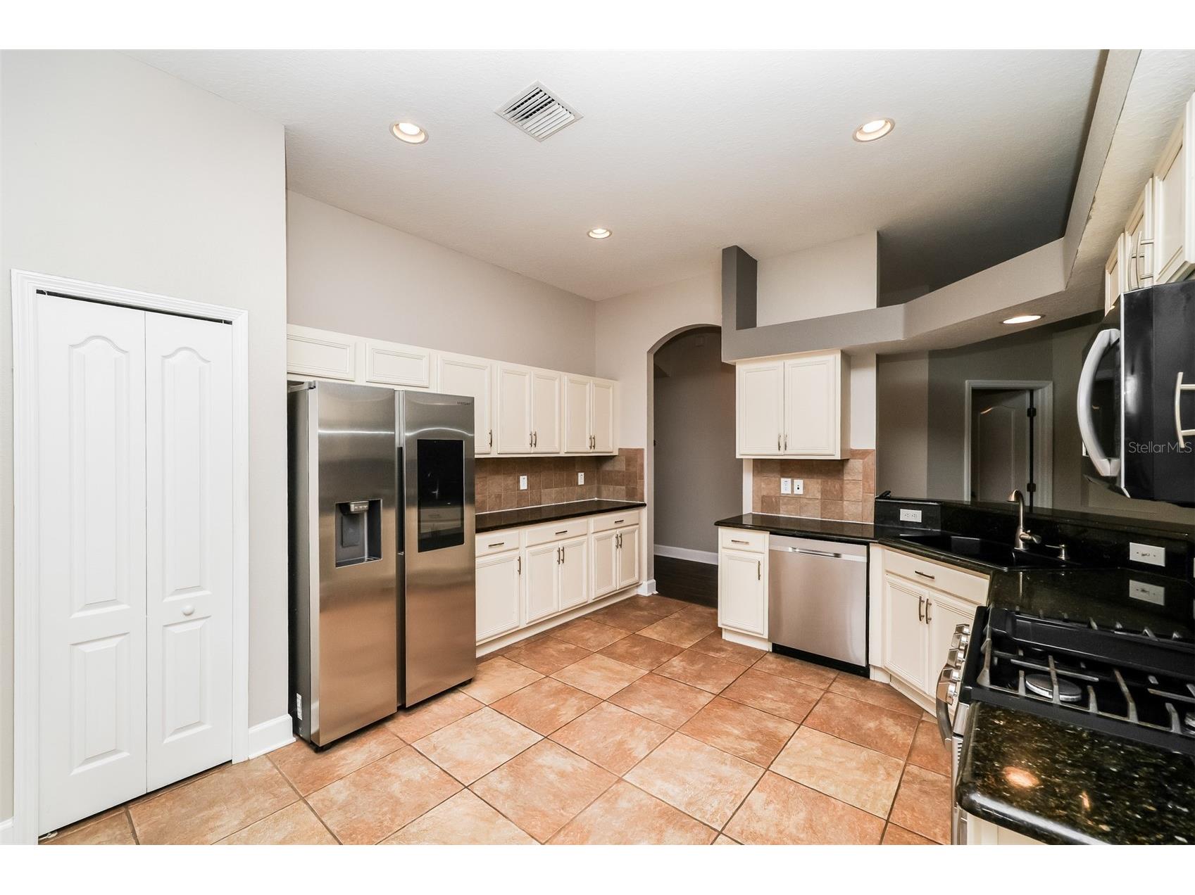 8214 Lagerfeld Drive Land O Lakes FL 34637 TB8485924 image14