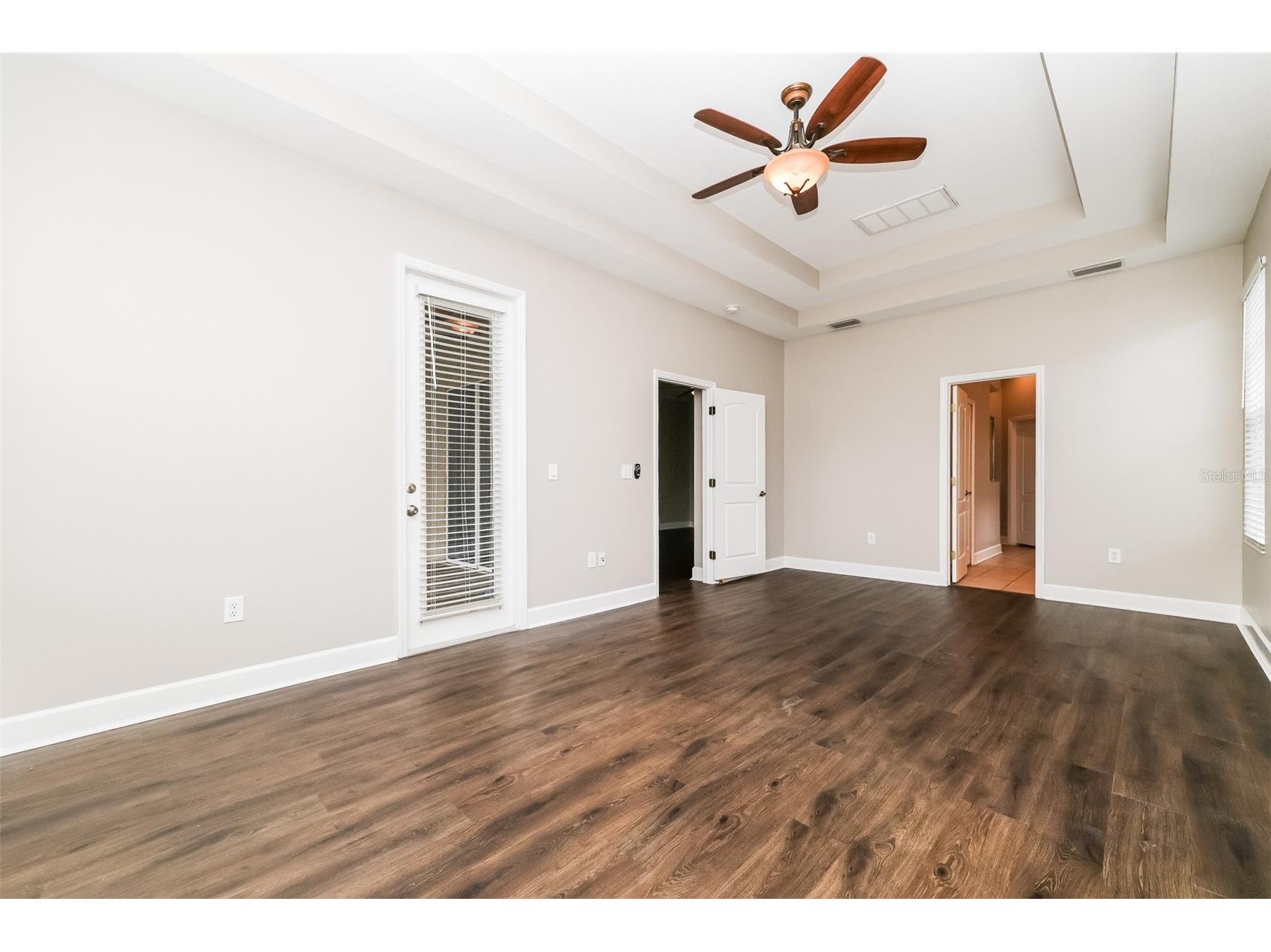 8214 Lagerfeld Drive Land O Lakes FL 34637 TB8485924 image15