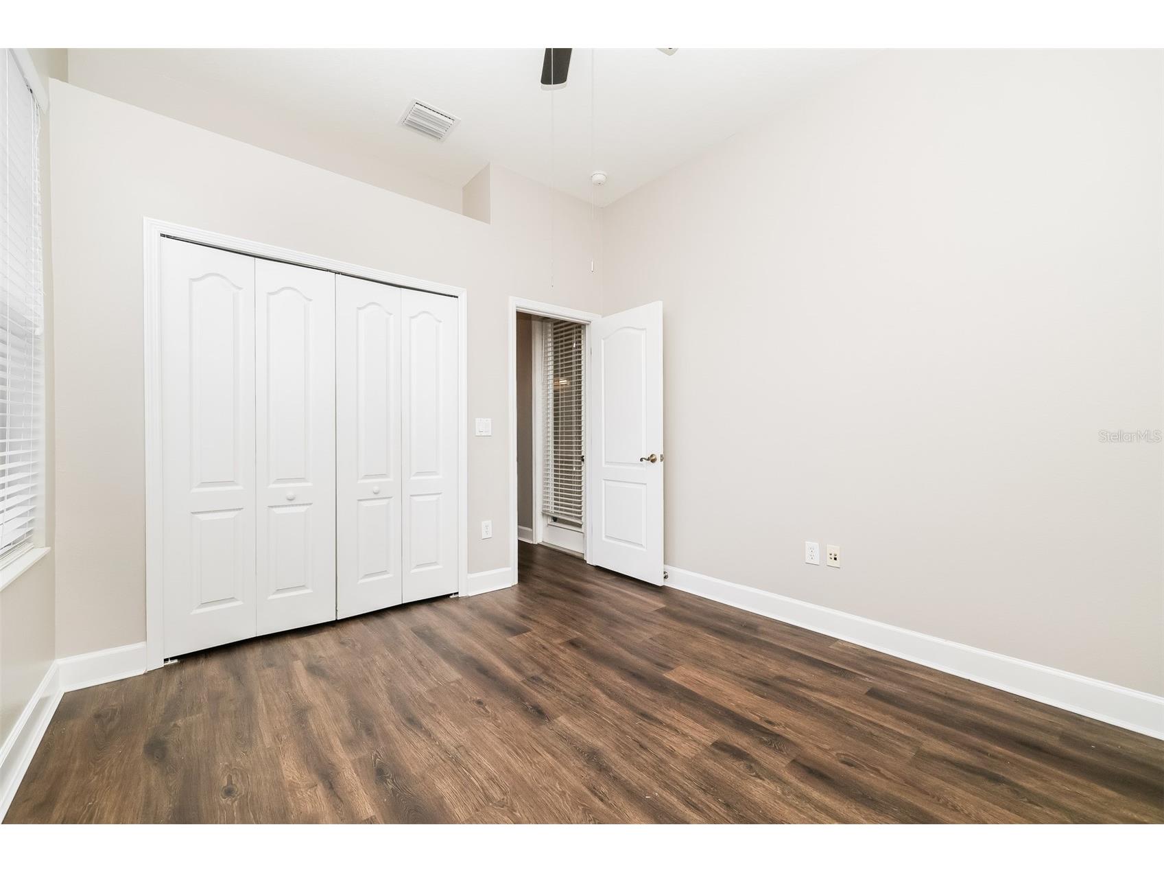 8214 Lagerfeld Drive Land O Lakes FL 34637 TB8485924 image20