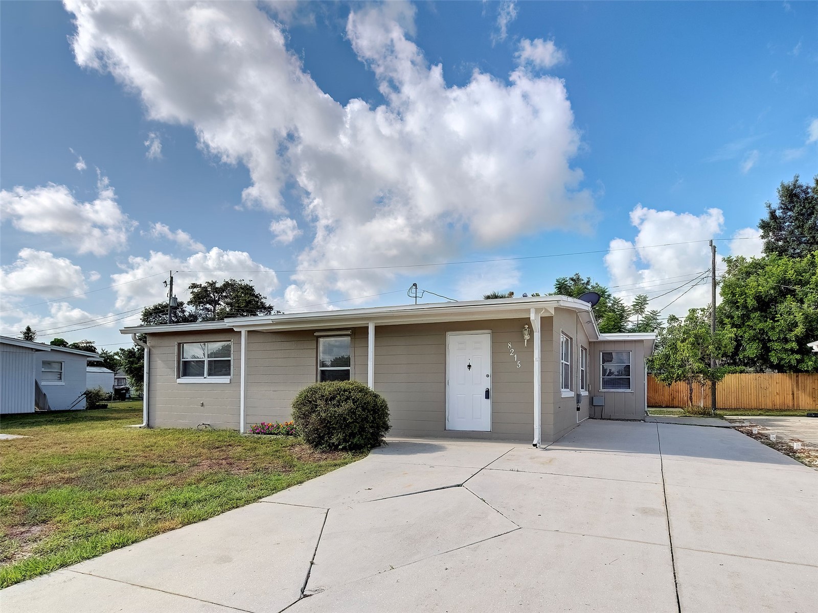 8215 Agress Avenue North Port FL 34287 A4697837 image20