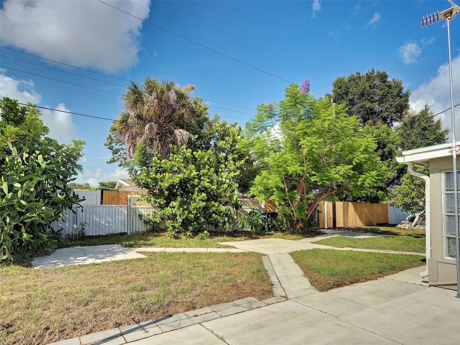 8215 Agress Avenue North Port FL 34287 A4697837 image25