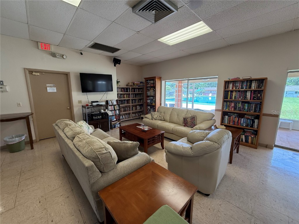 8215 Burgundy Drive N #8215 Pinellas Park FL 33781 TB8408579 image35