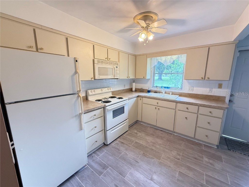 8215 Burgundy Drive N #8215 Pinellas Park FL 33781 TB8408579 image7