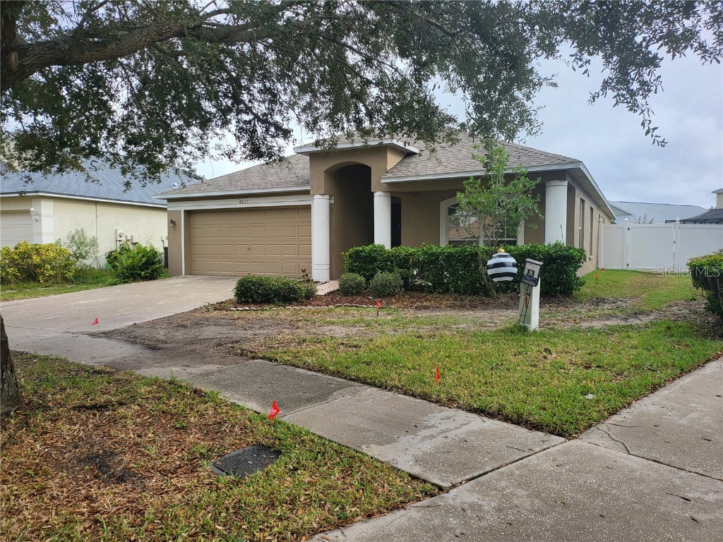8215 Canterbury Lake Boulevard Tampa FL 33619 T3497840 image1