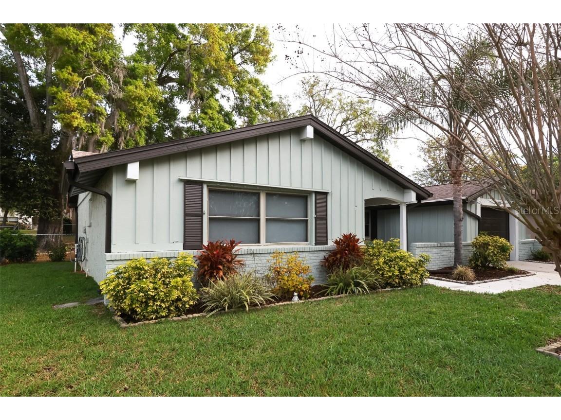 8215 Cavalry Drive Hudson FL 34667 W7863067 image1