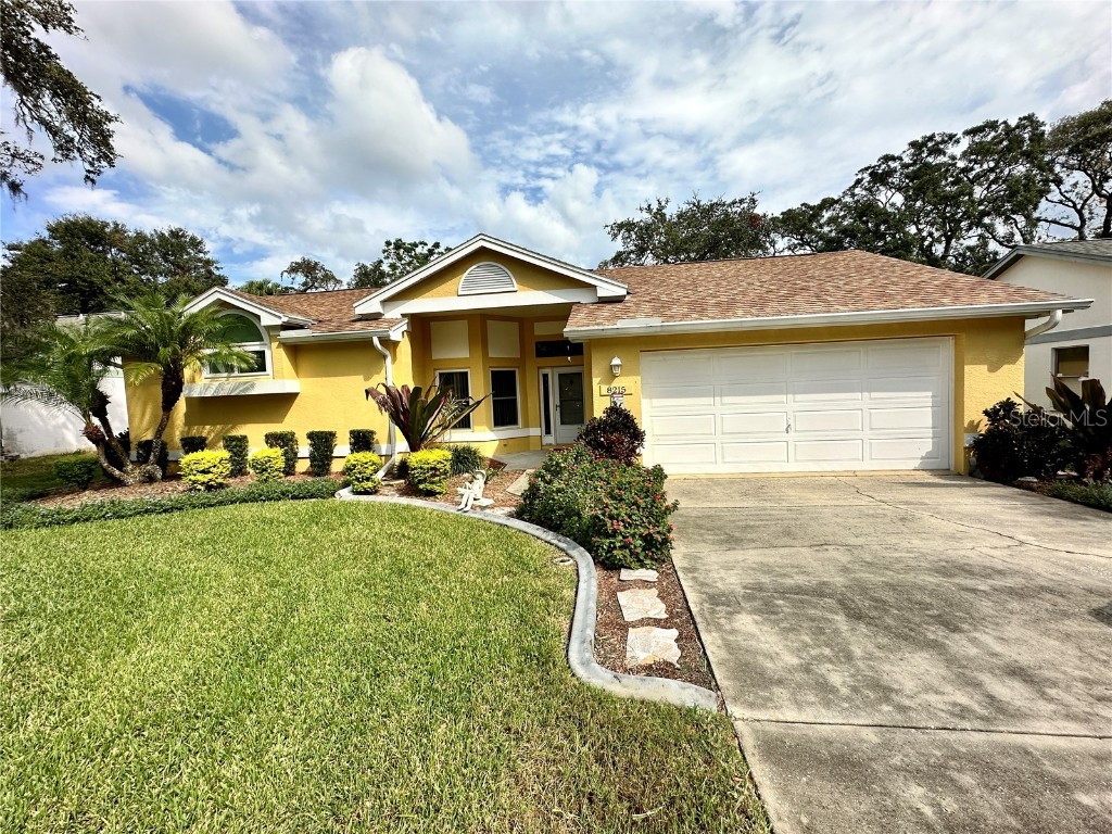 8215 Golf Club Court Hudson FL 34667 W7869513 image1