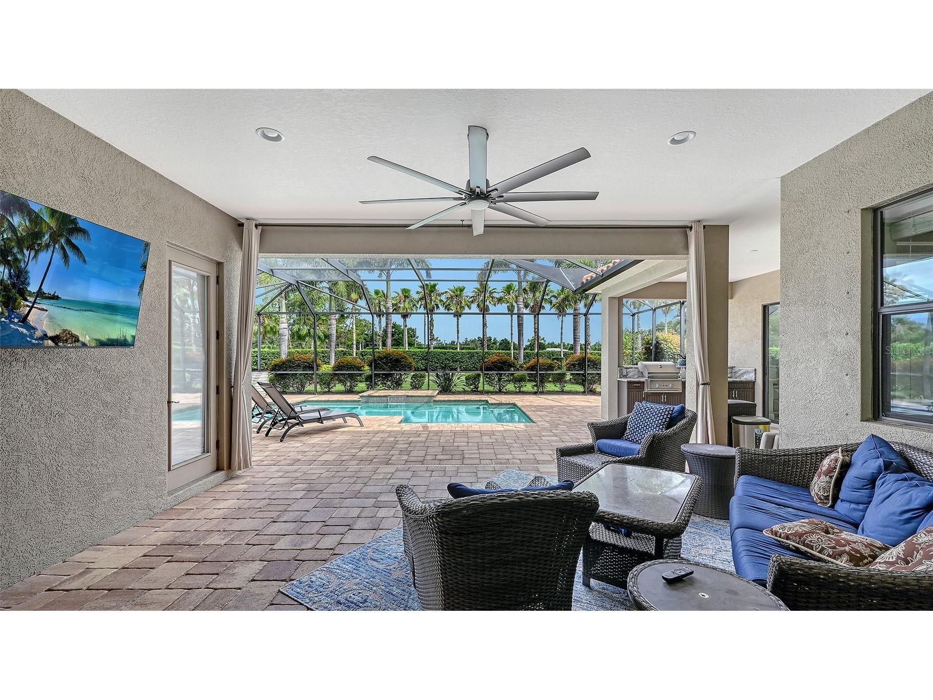 8215 Larkspur Circle Sarasota FL 34241 A4695730 image39
