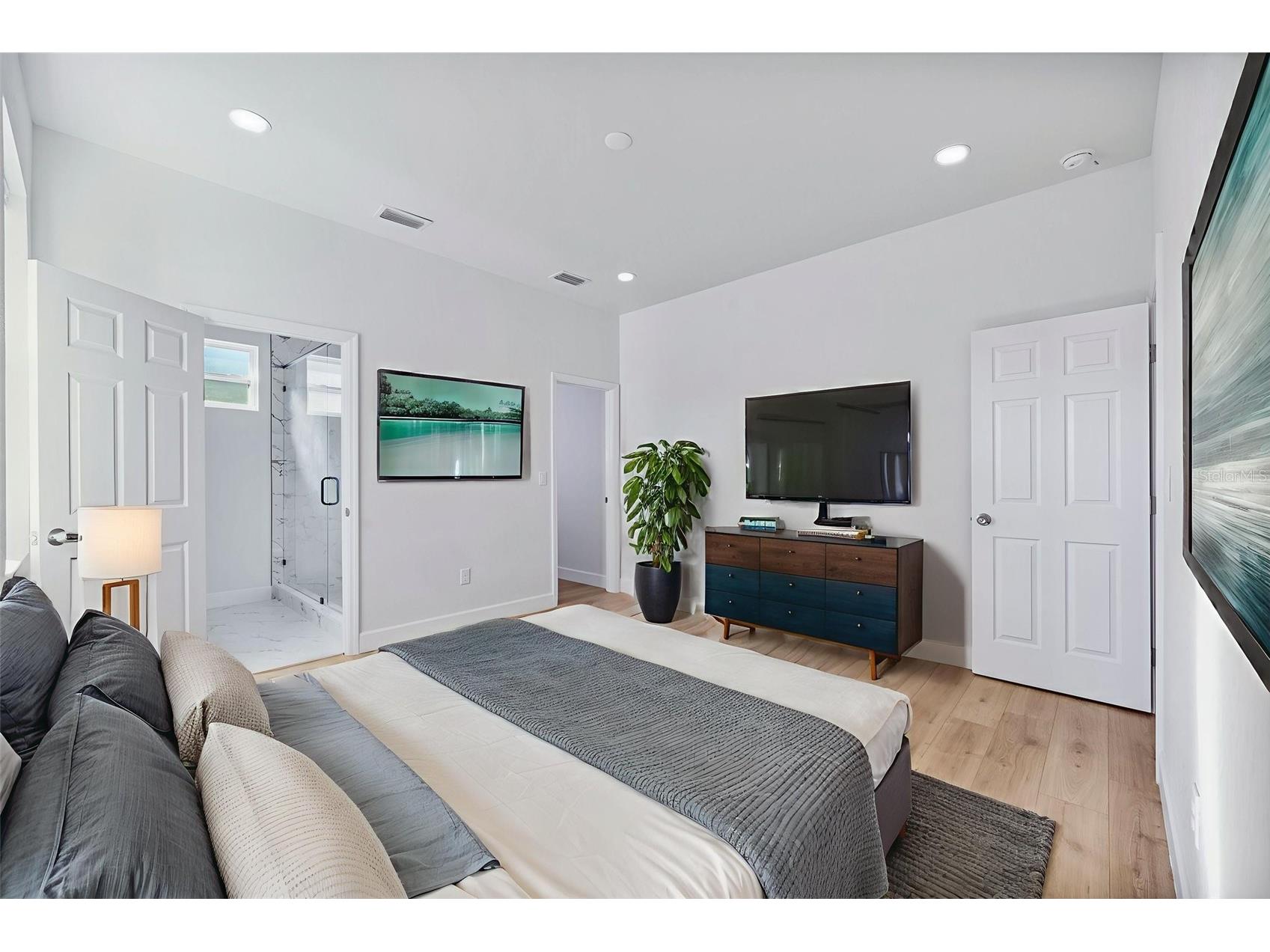 8215 N 18th Street Tampa FL 33604 TB8463741 image21