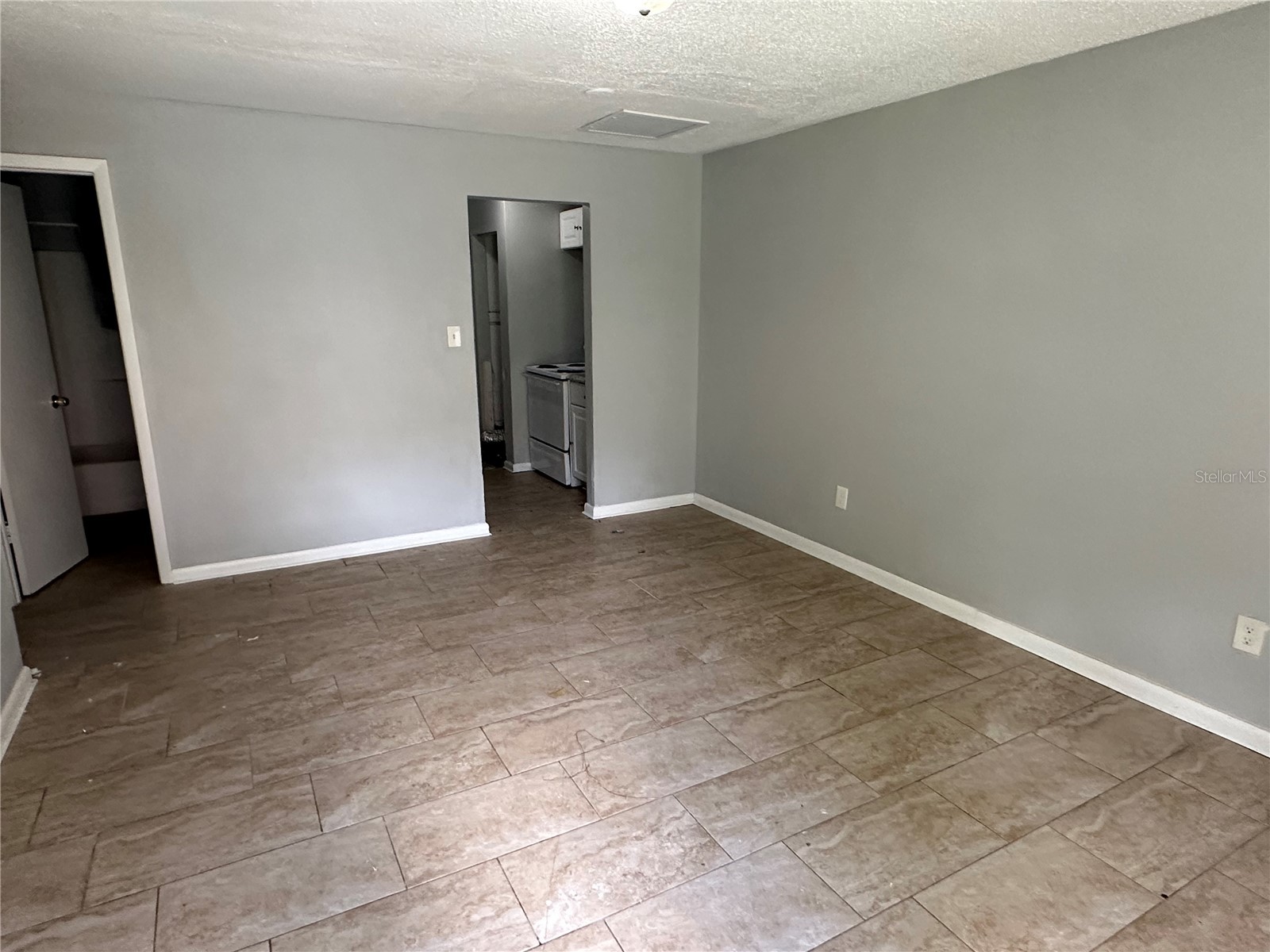 8215 N Klondyke Street Tampa FL 33604 TB8527509 image10