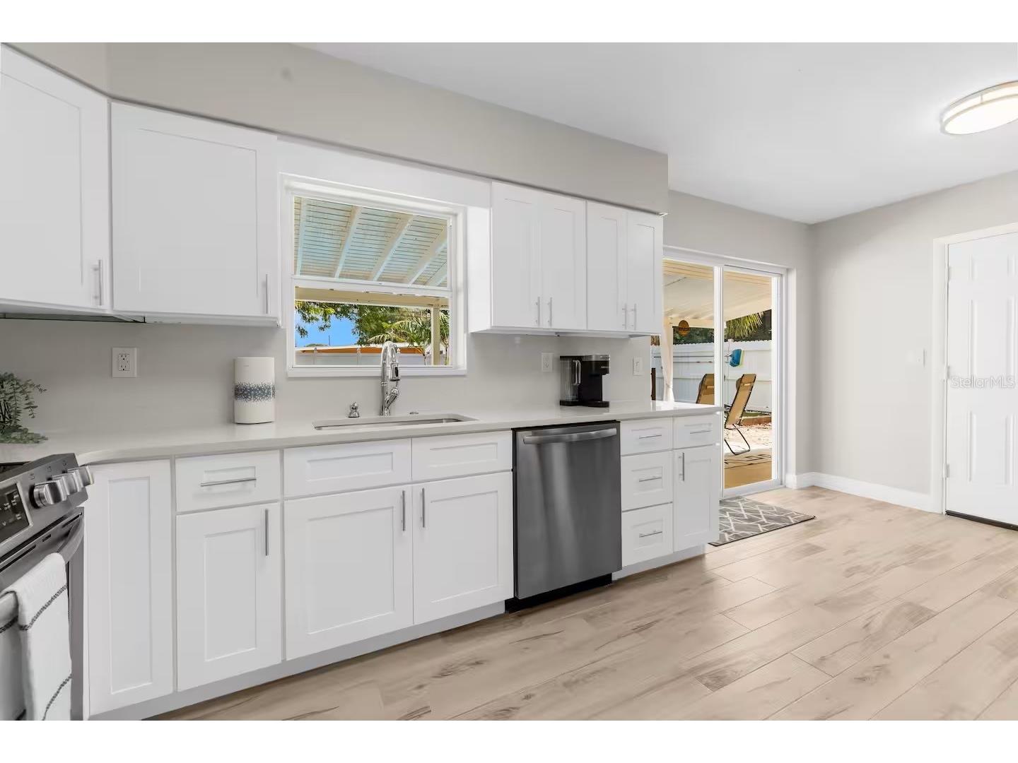 8215 Quail Road Seminole FL 33777 TB8484046 image6