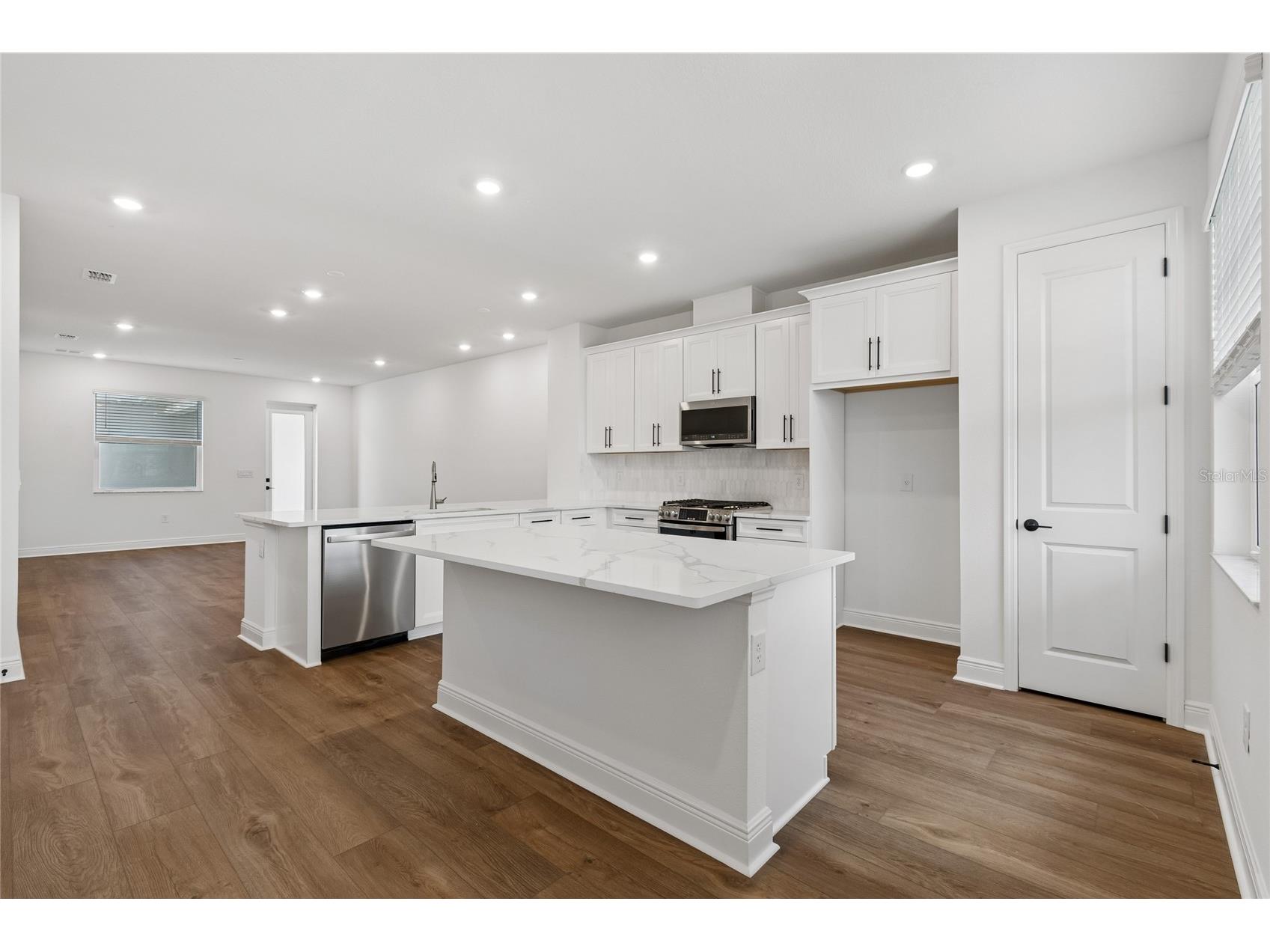 8215 Seaflower Parkway Bradenton FL 34210 R4910016 image3