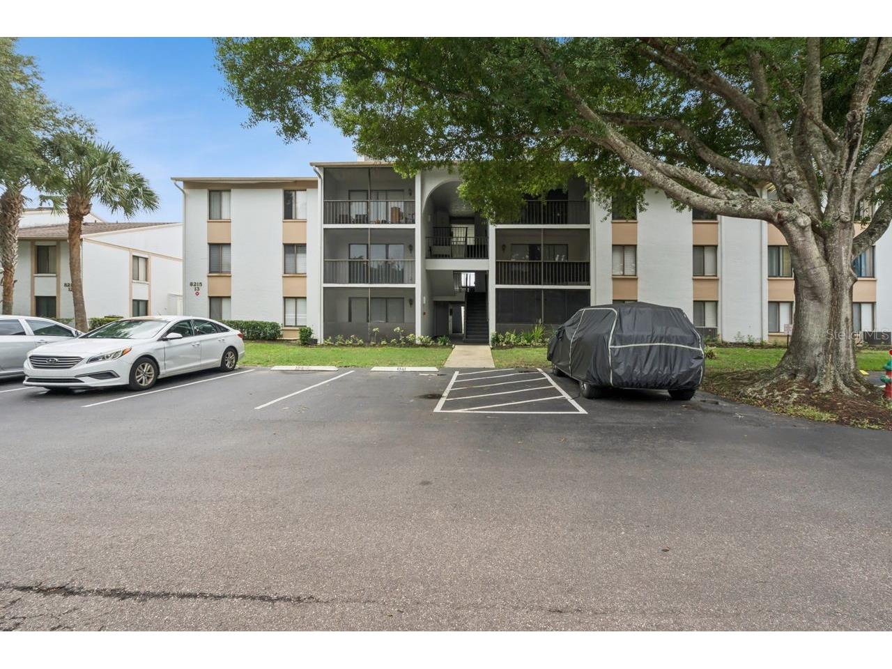 8215 Sun Spring Circle #12 Orlando FL 32825 O6419279 image1