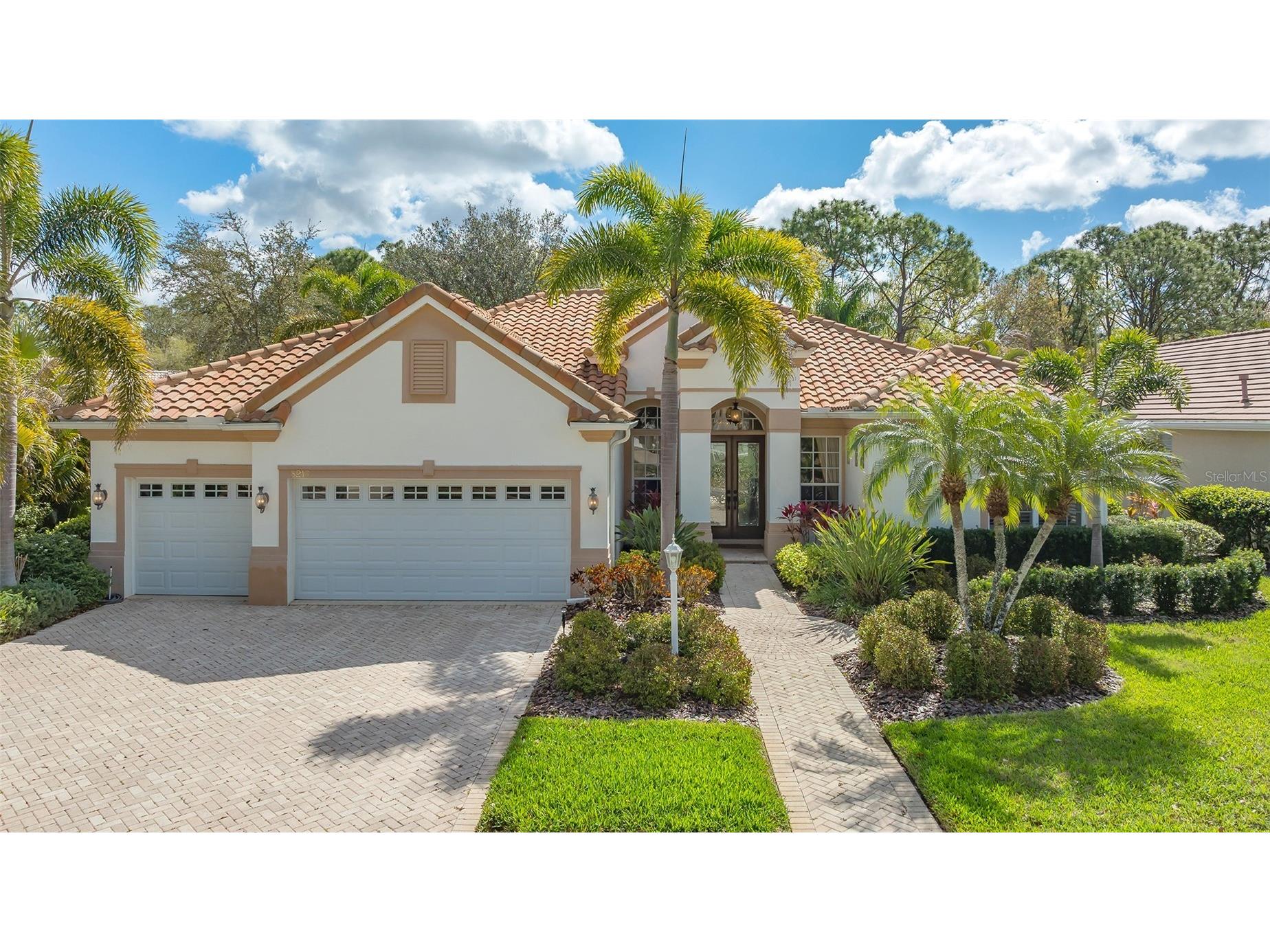 8215 Waterview Boulevard Lakewood Ranch FL 34202 A4684289 image1