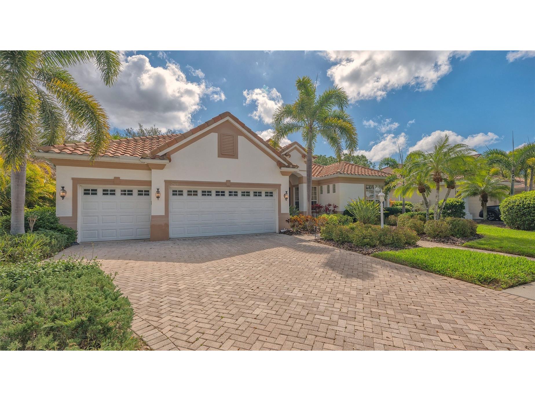 8215 Waterview Boulevard Lakewood Ranch FL 34202 A4684289 image80